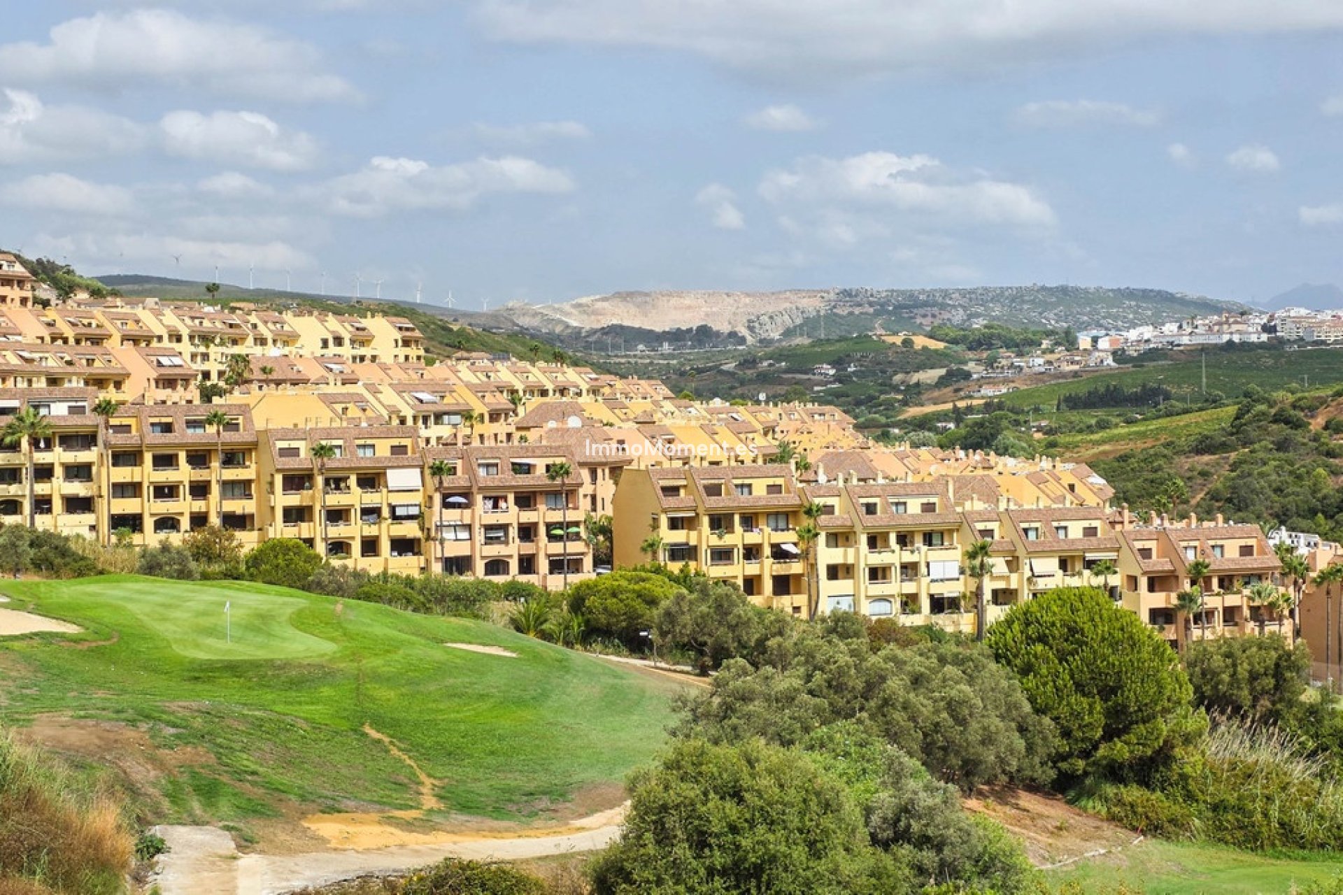 Resale - Apartment - Manilva - La Duquesa