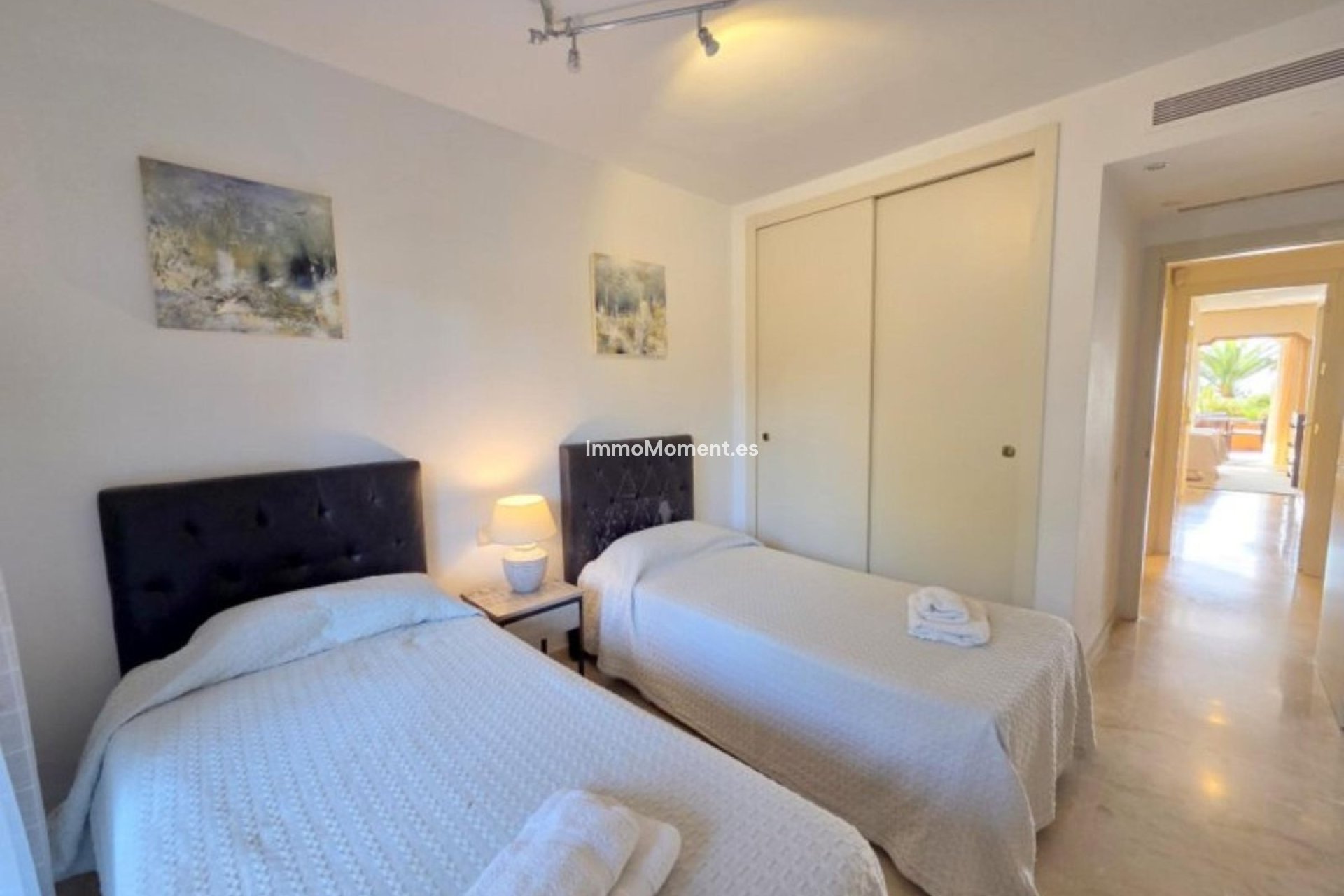 Resale - Apartment - Manilva - La Duquesa