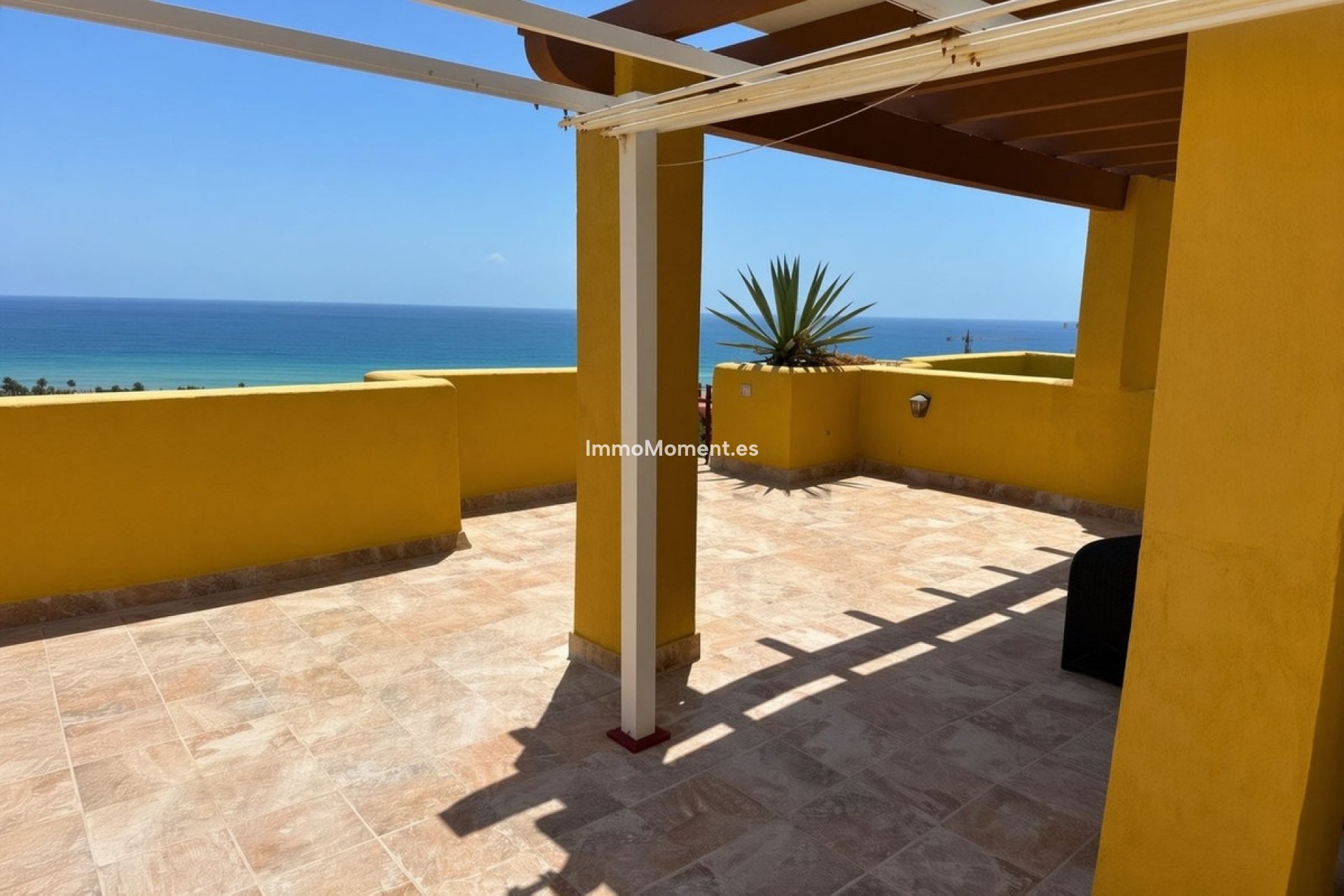 Resale - Apartment - Manilva - La Duquesa