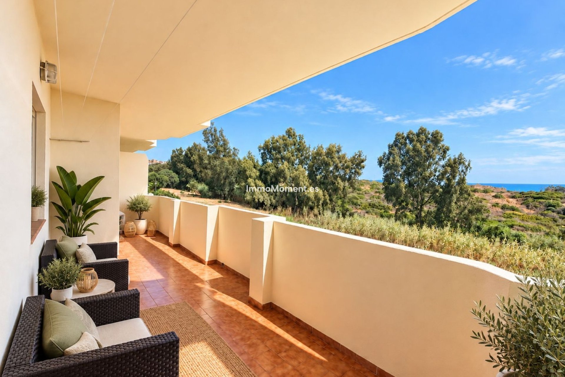 Resale - Apartment - Manilva - La Duquesa