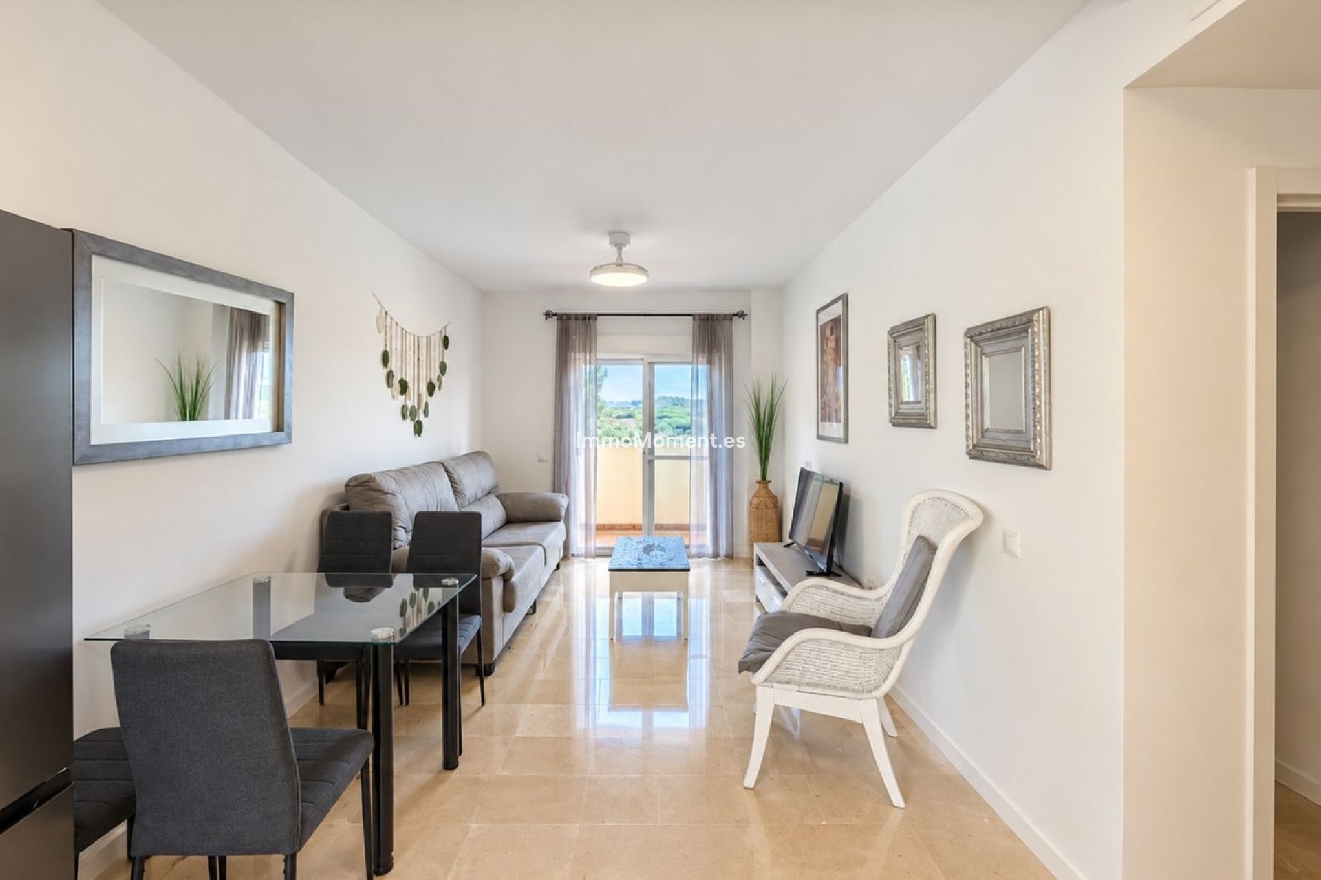 Resale - Apartment - Manilva - La Duquesa
