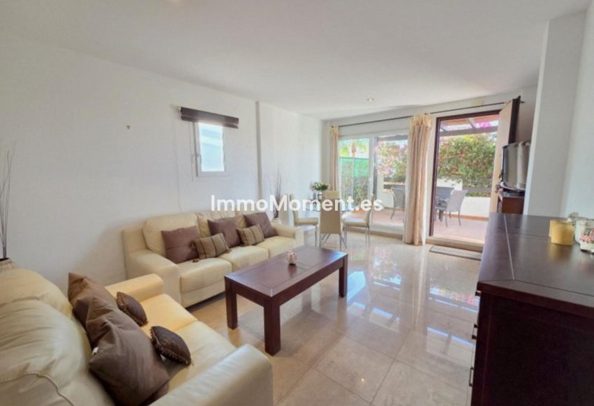 Resale - Apartment - Manilva - La Duquesa