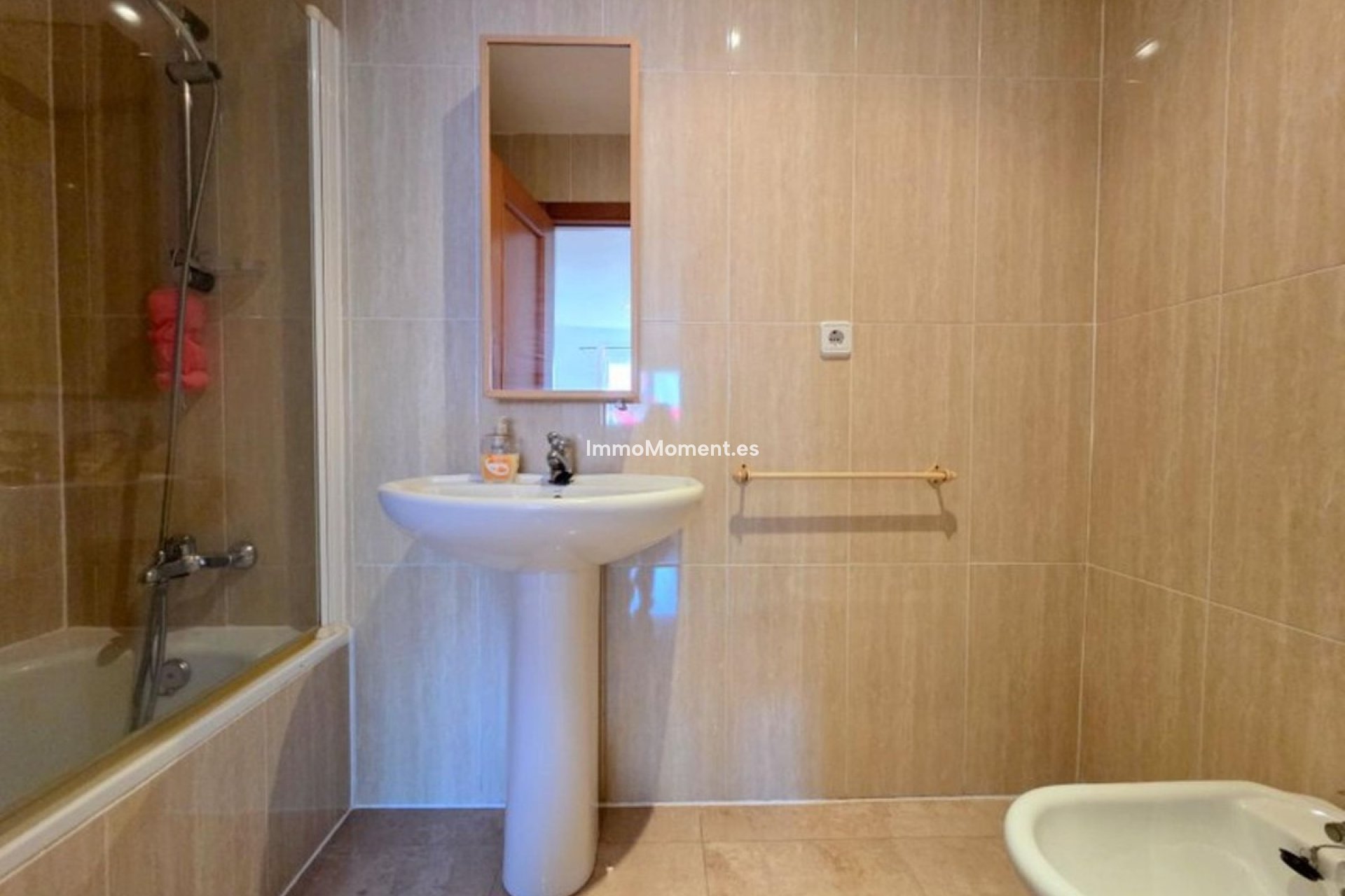 Resale - Apartment - Manilva - La Duquesa