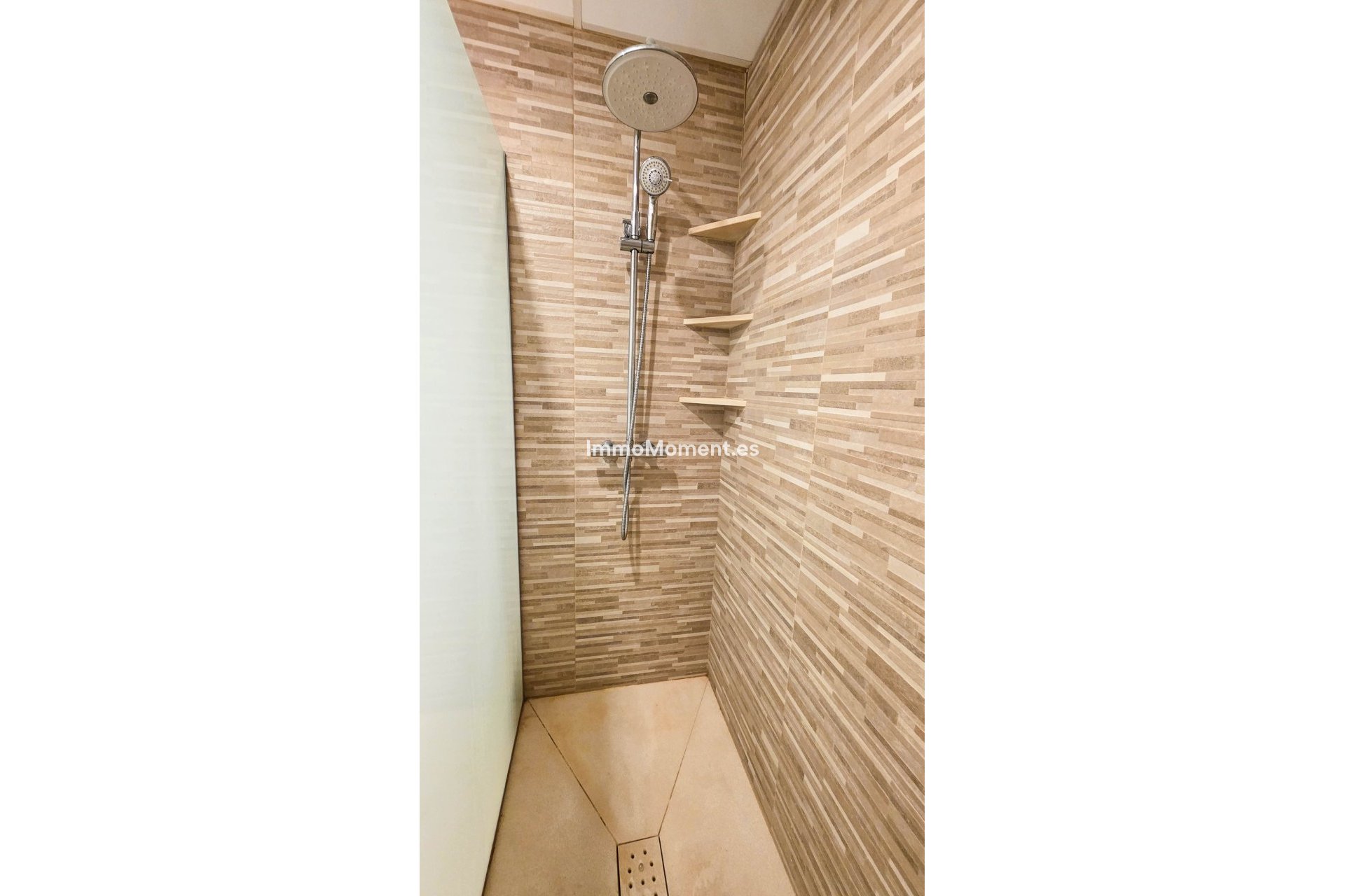 Resale - Apartment - Manilva - La Duquesa