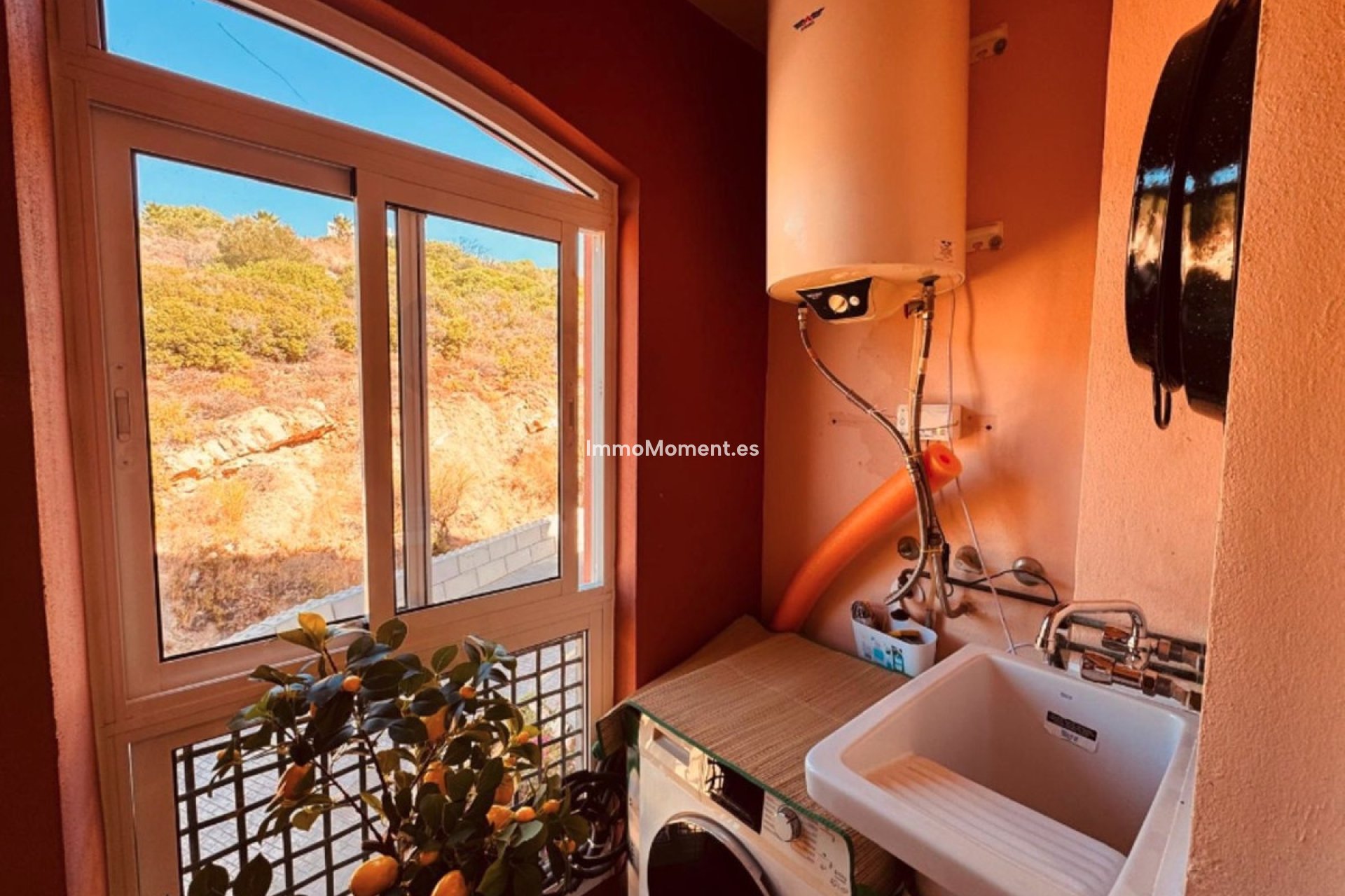 Resale - Apartment - Manilva - La Duquesa
