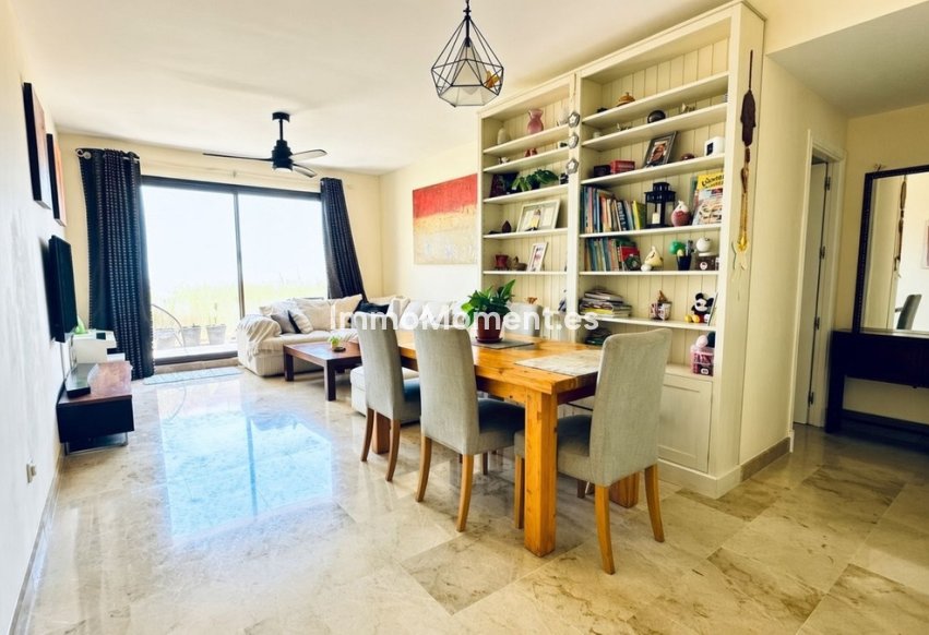 Resale - Apartment - Manilva - La Duquesa