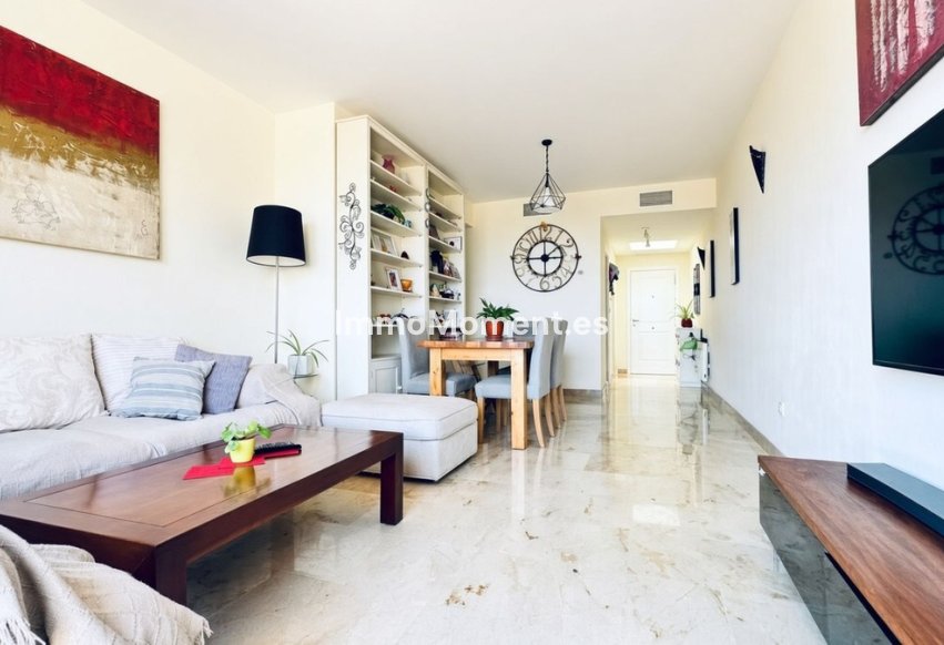 Resale - Apartment - Manilva - La Duquesa