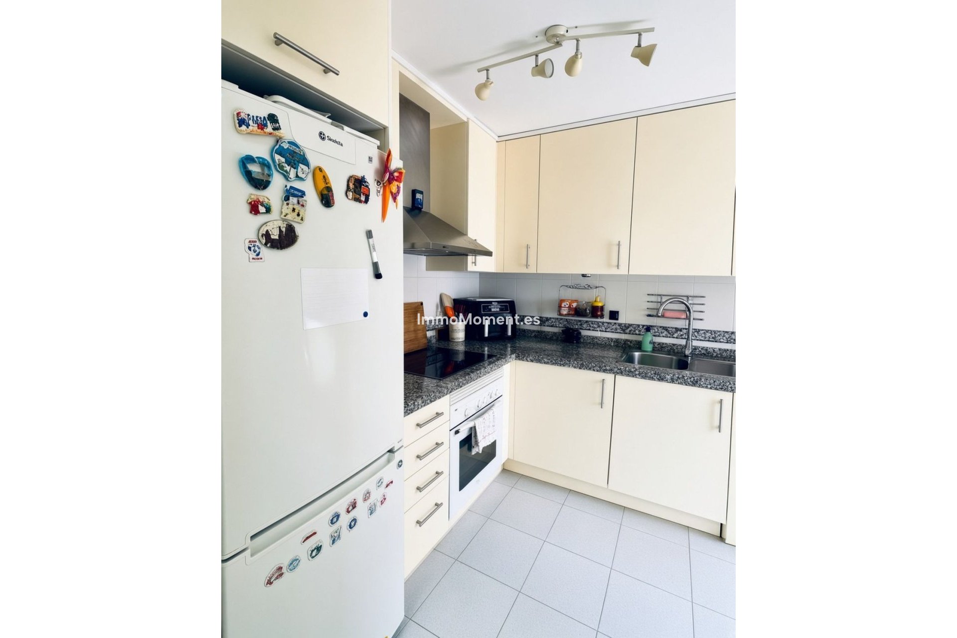 Resale - Apartment - Manilva - La Duquesa