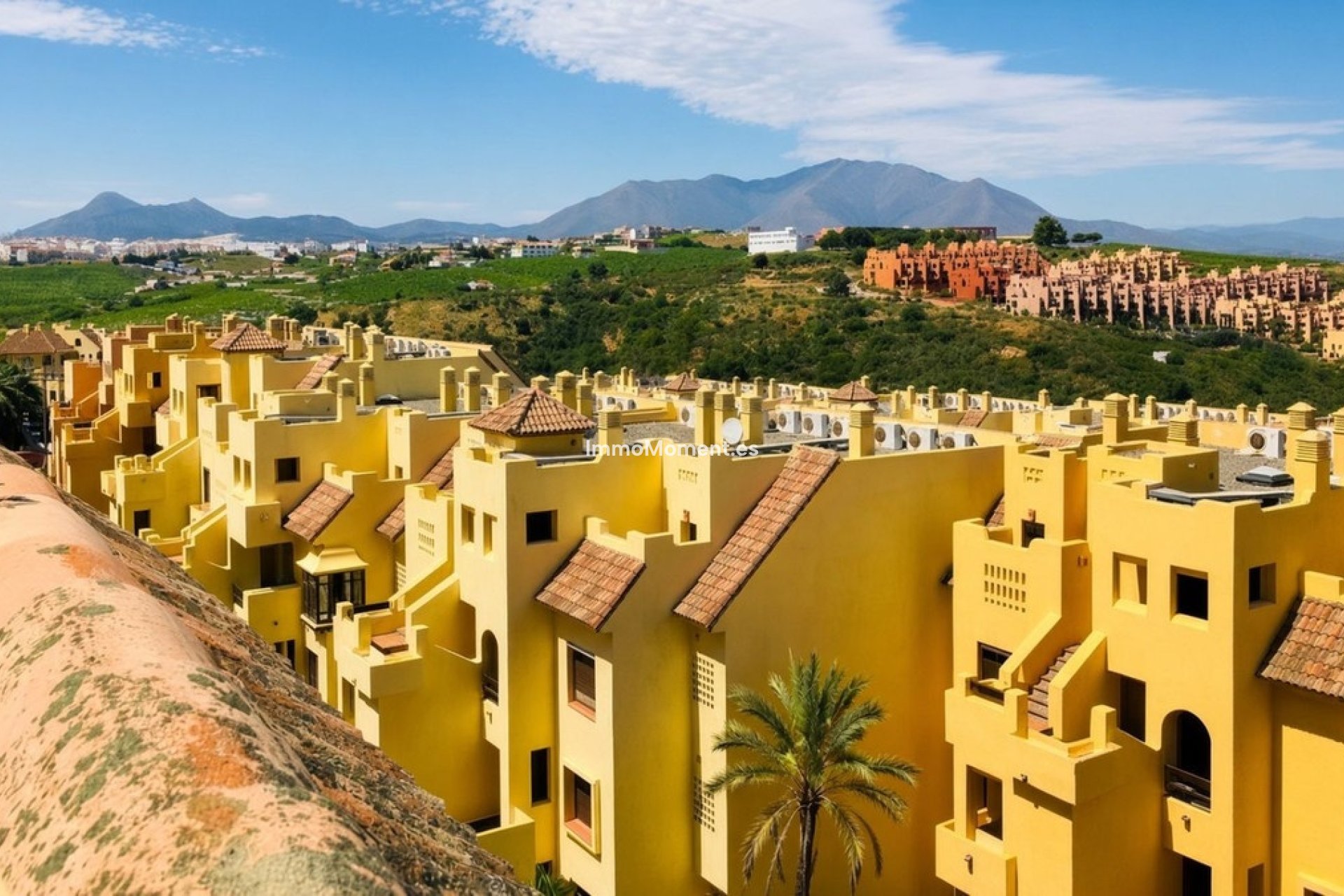 Resale - Apartment - Manilva - La Duquesa