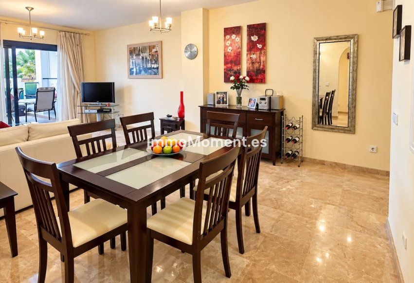 Resale - Apartment - Manilva - La Duquesa