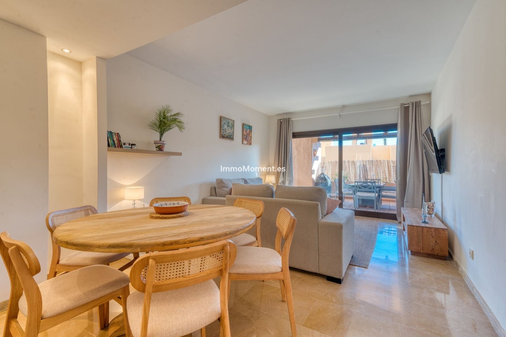 Resale - Apartment - Manilva - La Duquesa