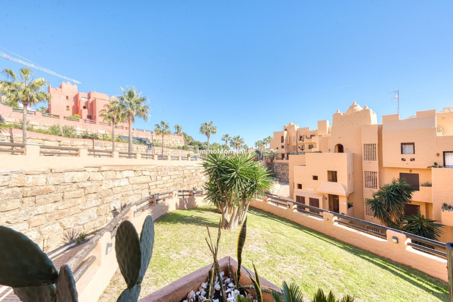 Resale - Apartment - Manilva - La Duquesa