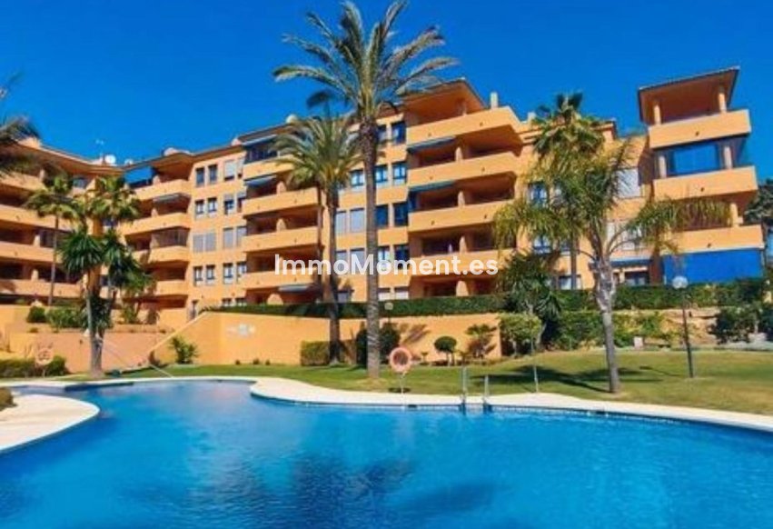 Resale - Apartment - Manilva - La Duquesa