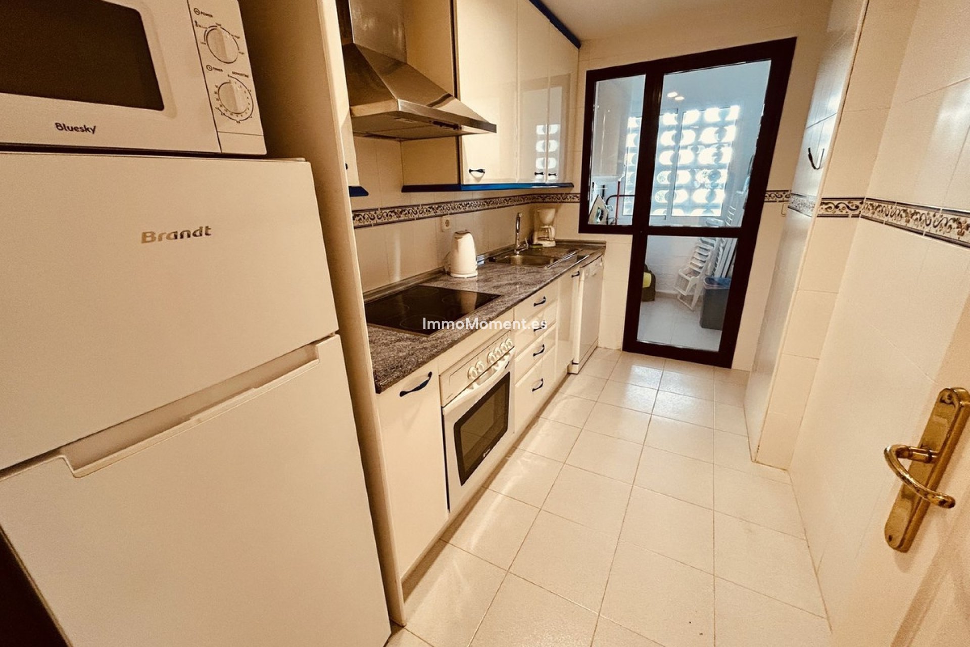 Resale - Apartment - Manilva - La Duquesa