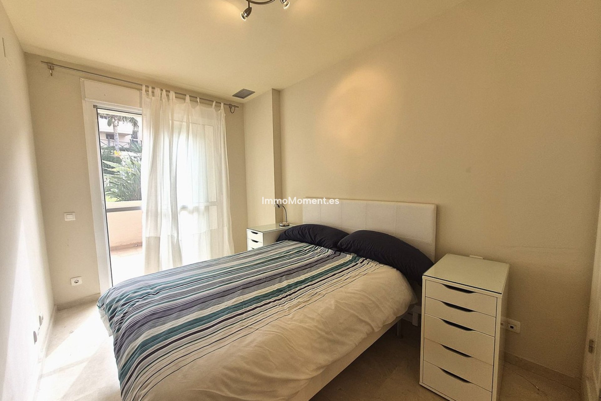 Resale - Apartment - Manilva - La Duquesa