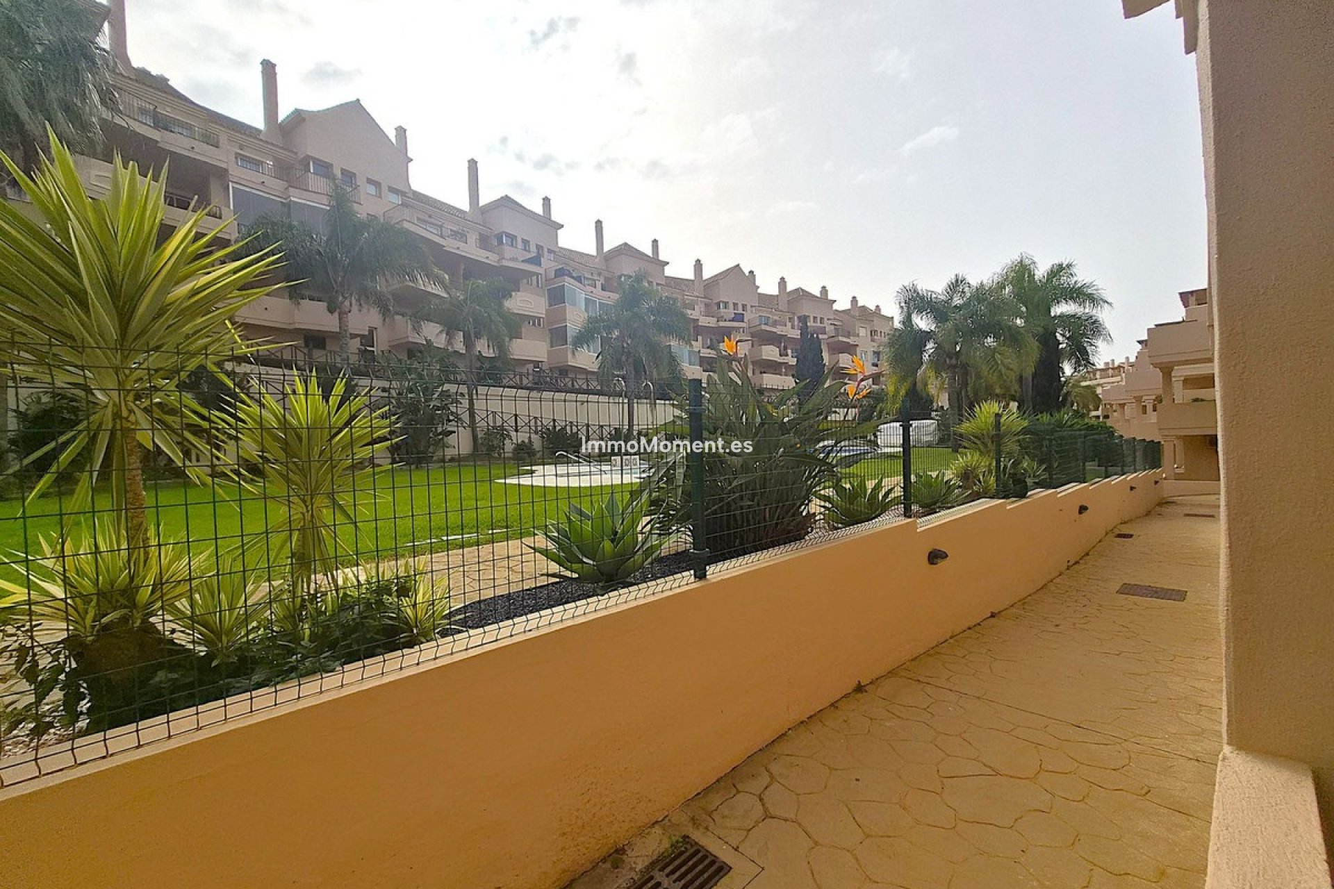 Resale - Apartment - Manilva - La Duquesa