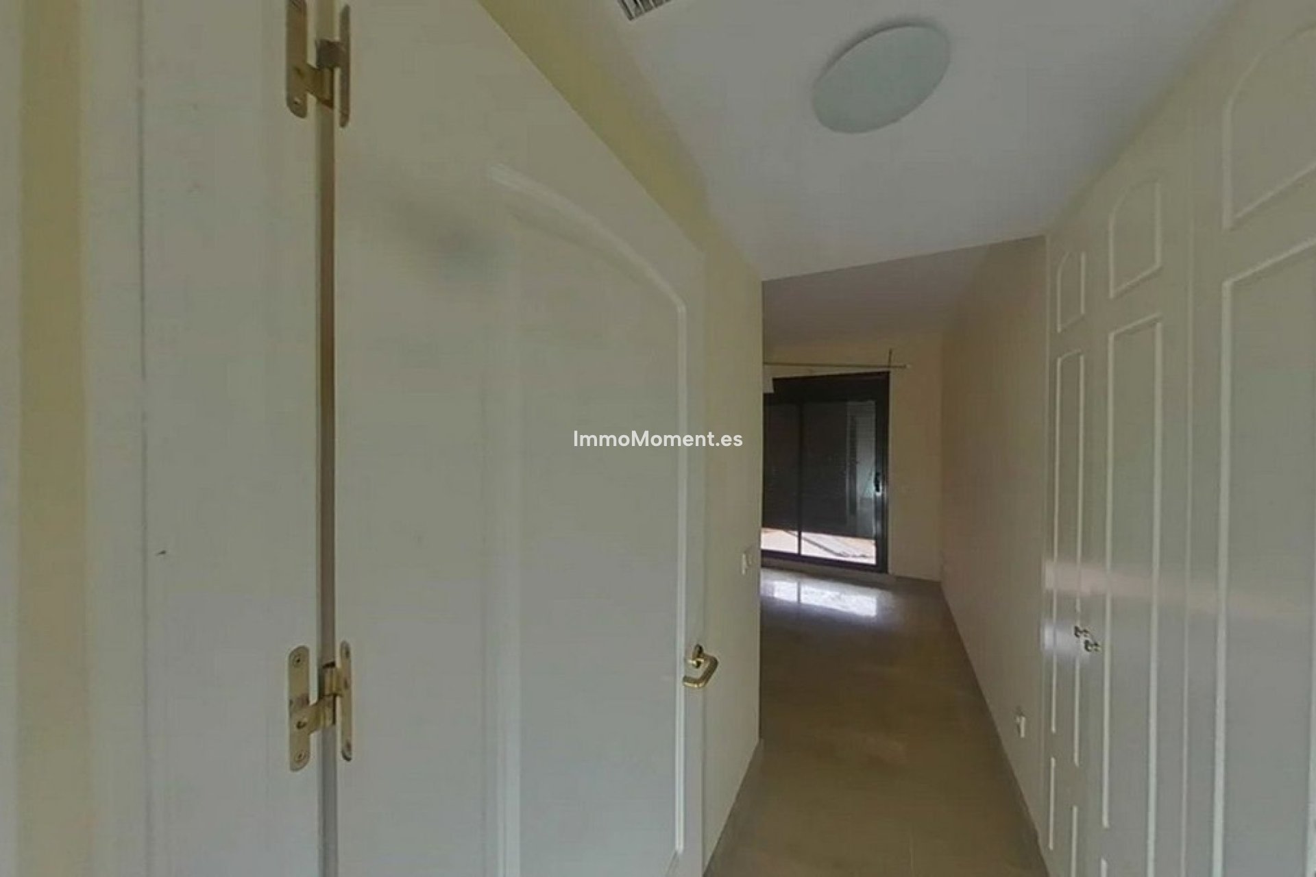 Resale - Apartment - Manilva - La Duquesa