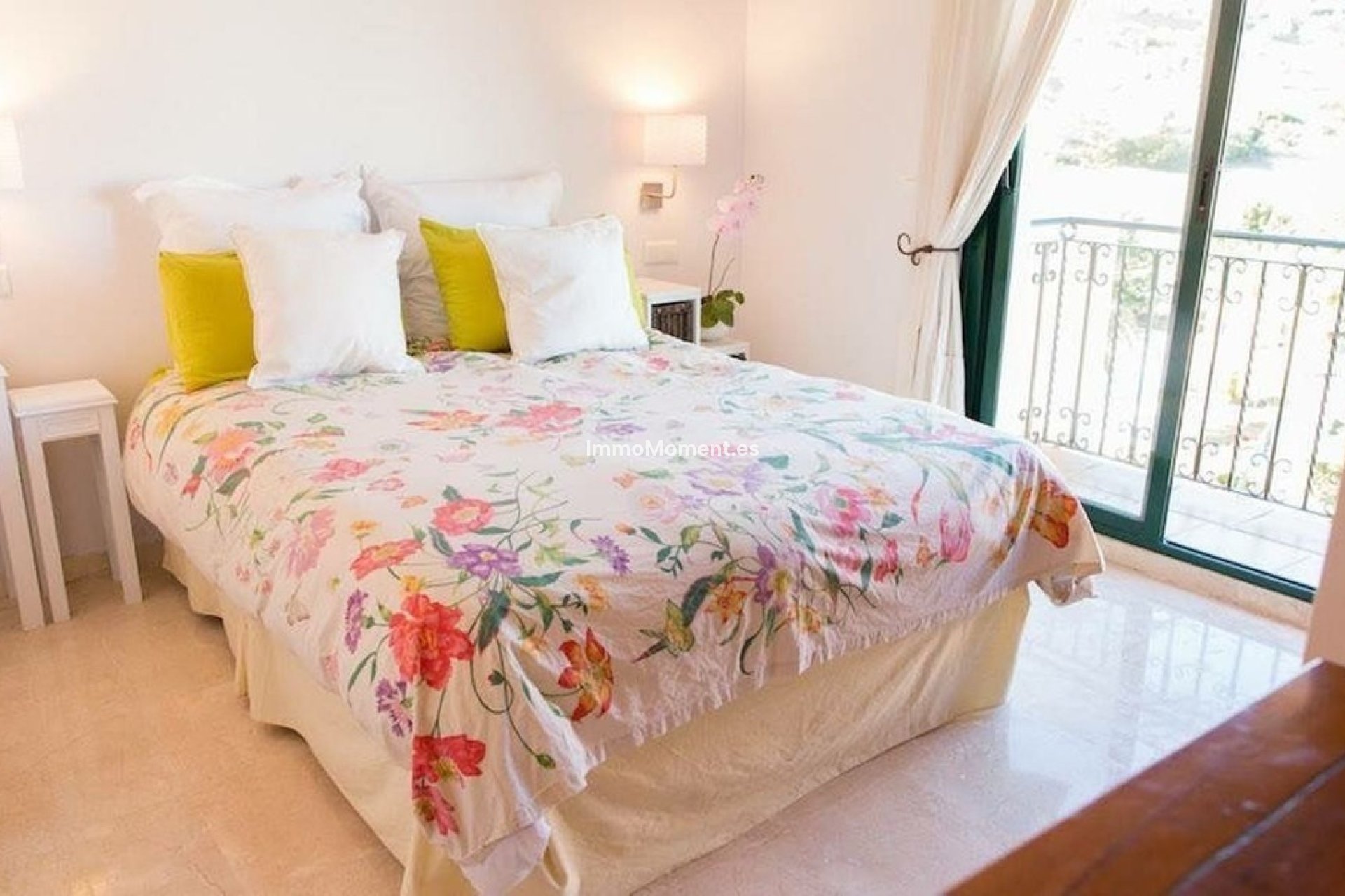 Resale - Apartment - Manilva - La Duquesa