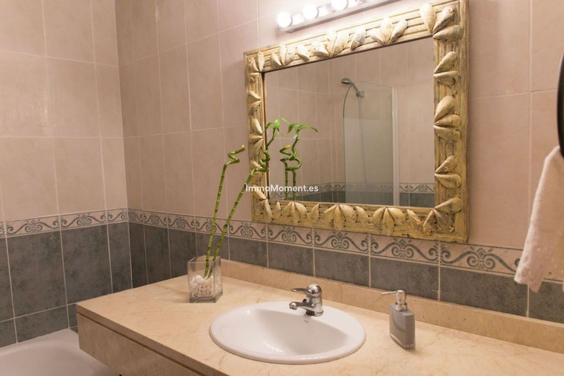 Resale - Apartment - Manilva - La Duquesa