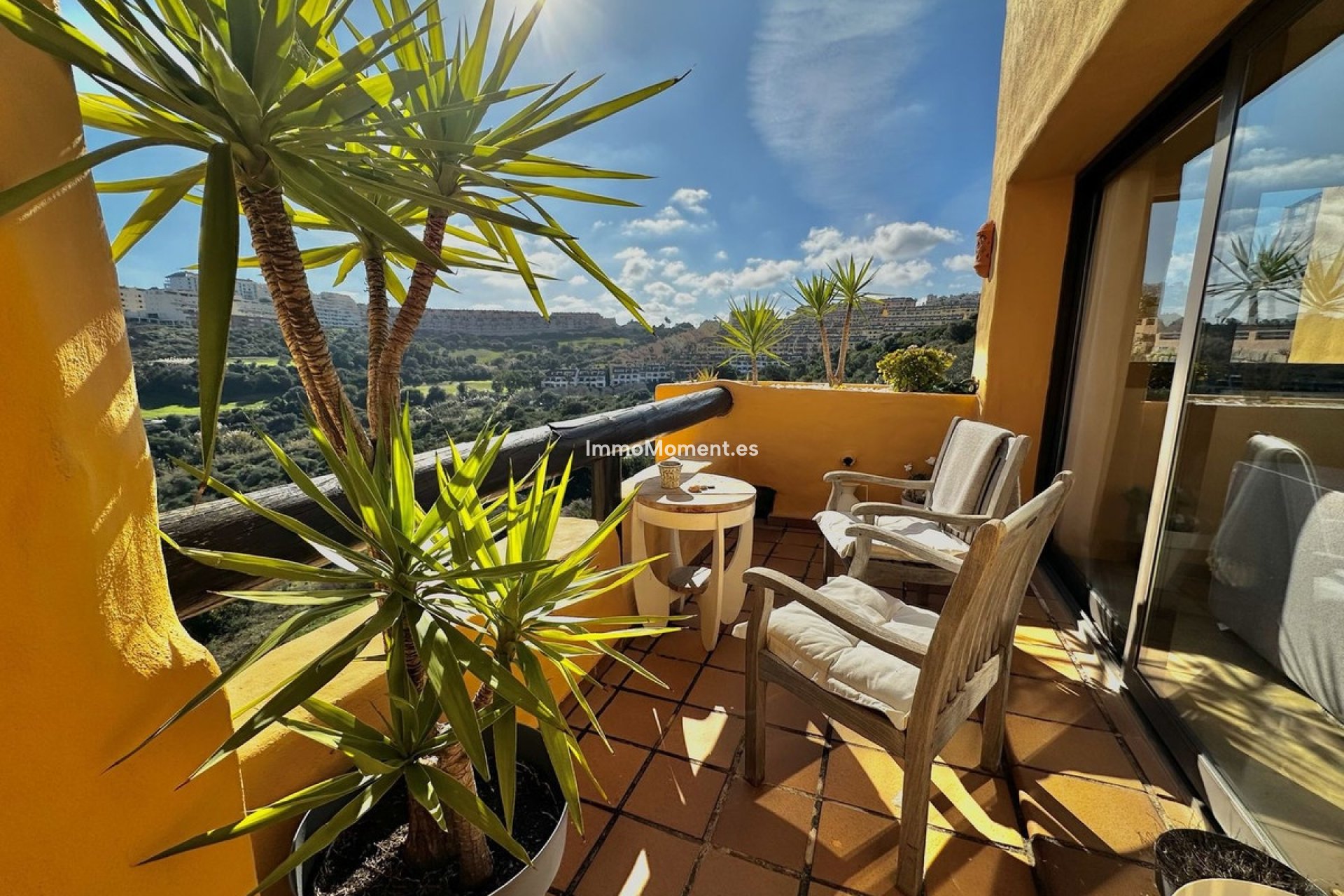 Resale - Apartment - Manilva - La Duquesa