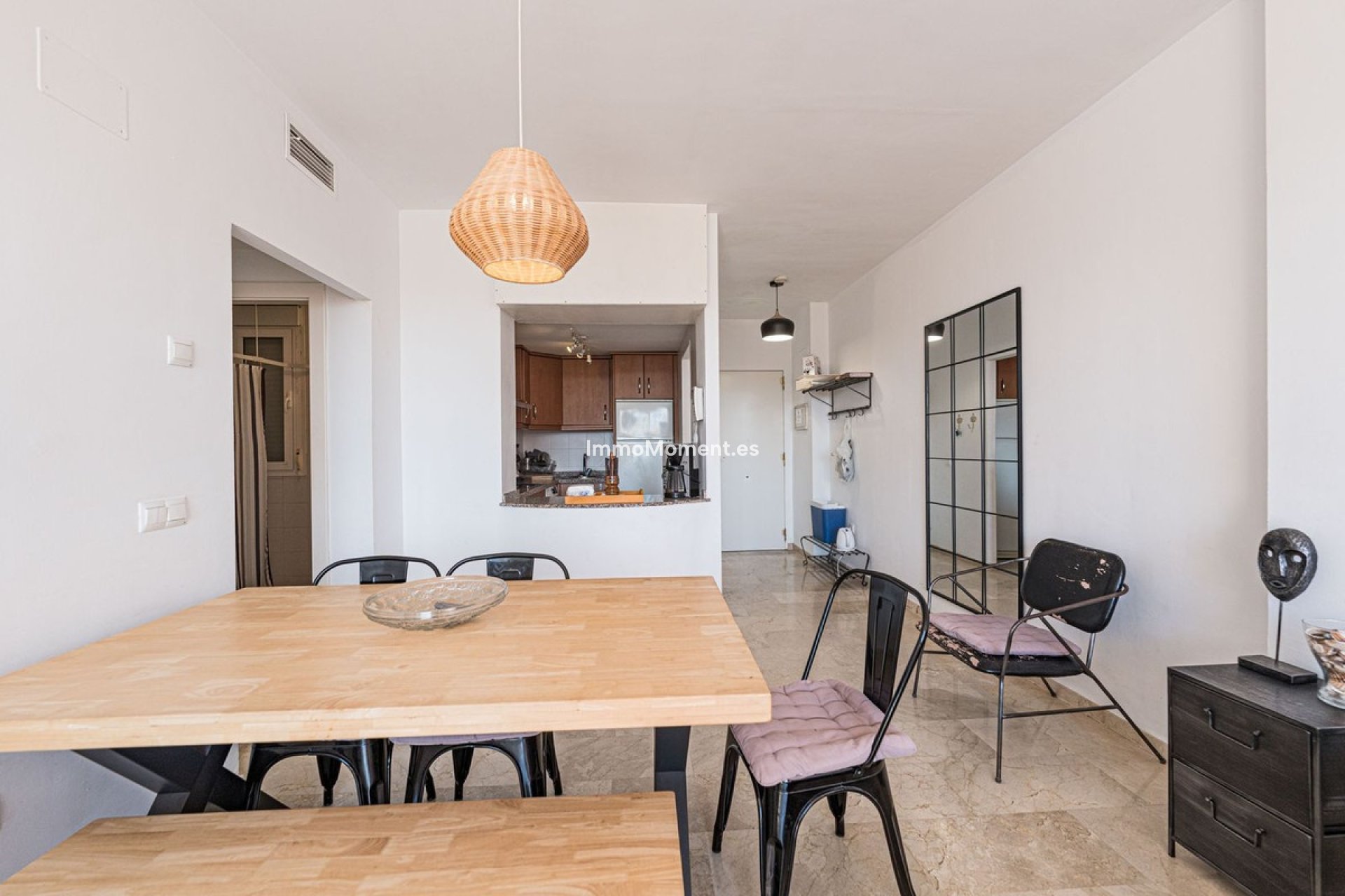 Resale - Apartment - Manilva - La Duquesa