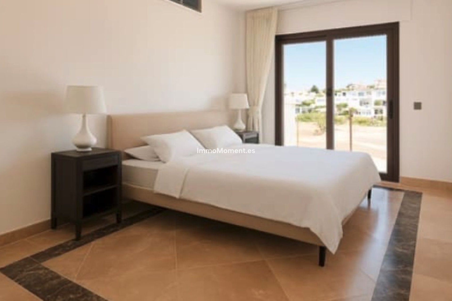 Resale - Apartment - Manilva - La Duquesa