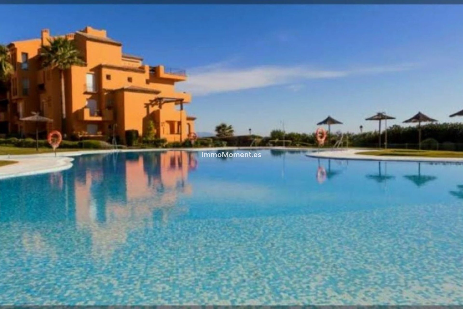 Resale - Apartment - Manilva - La Duquesa