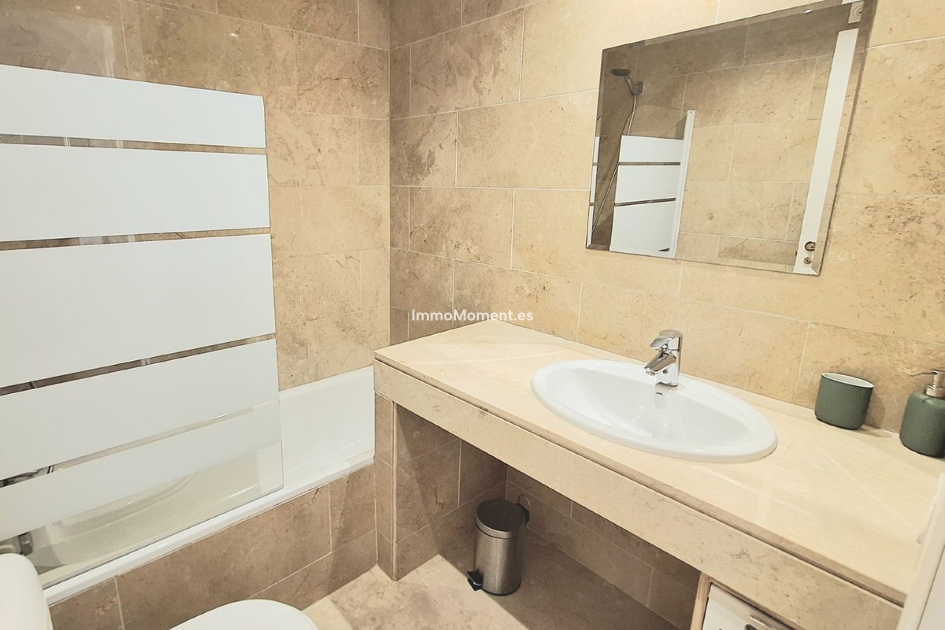 Resale - Apartment - Manilva - La Duquesa