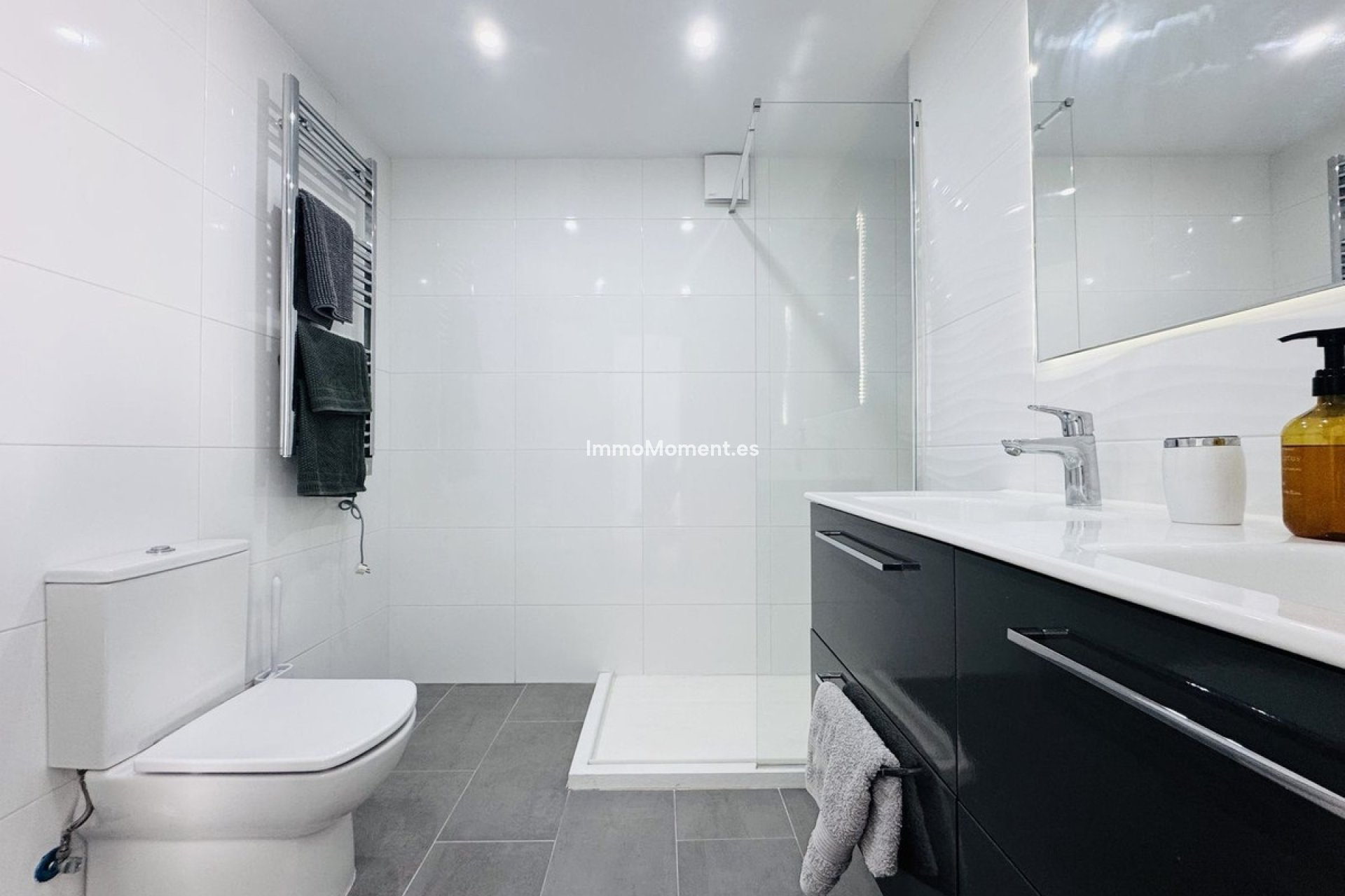 Resale - Apartment - Manilva - La Duquesa