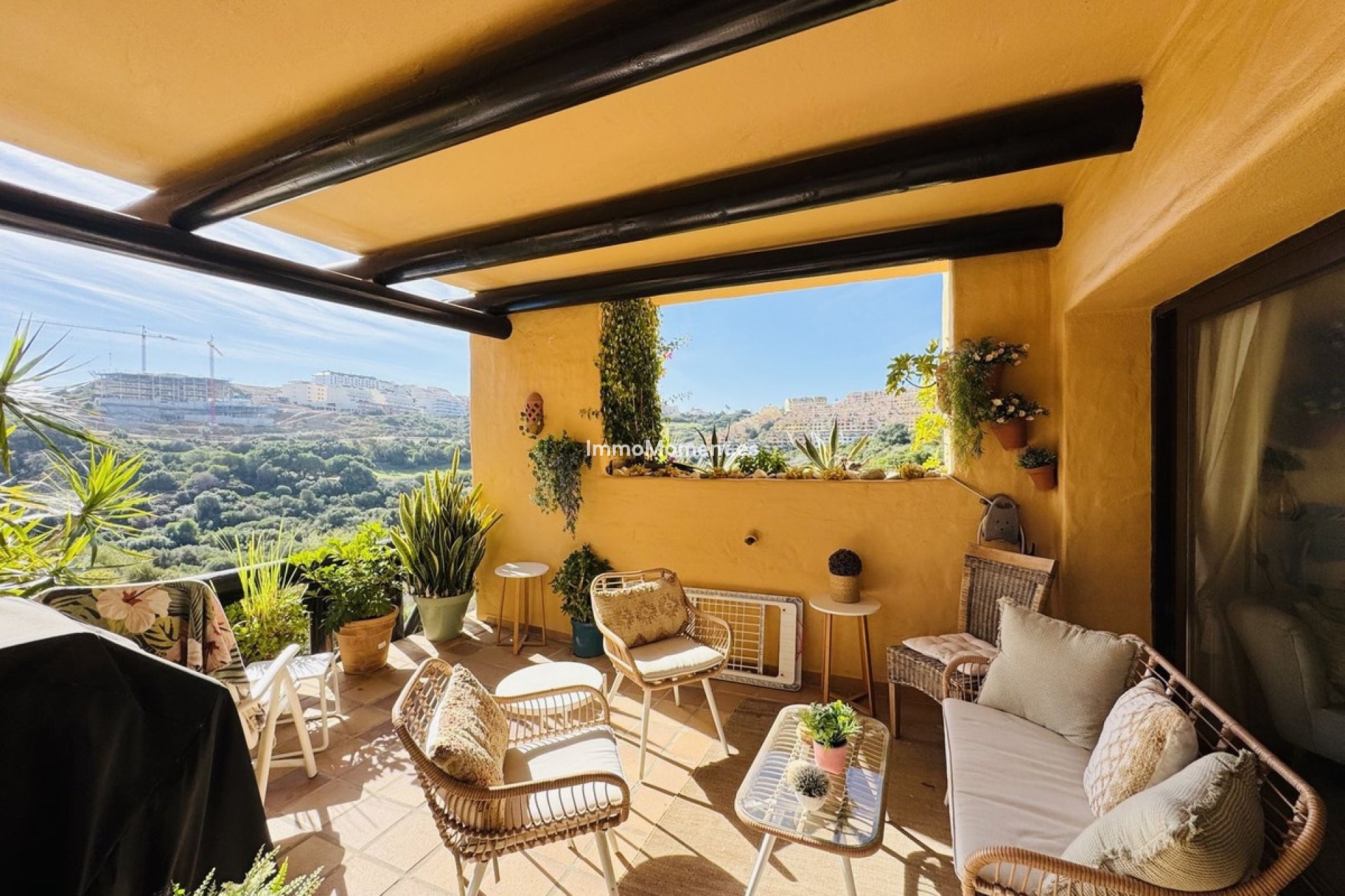 Resale - Apartment - Manilva - La Duquesa