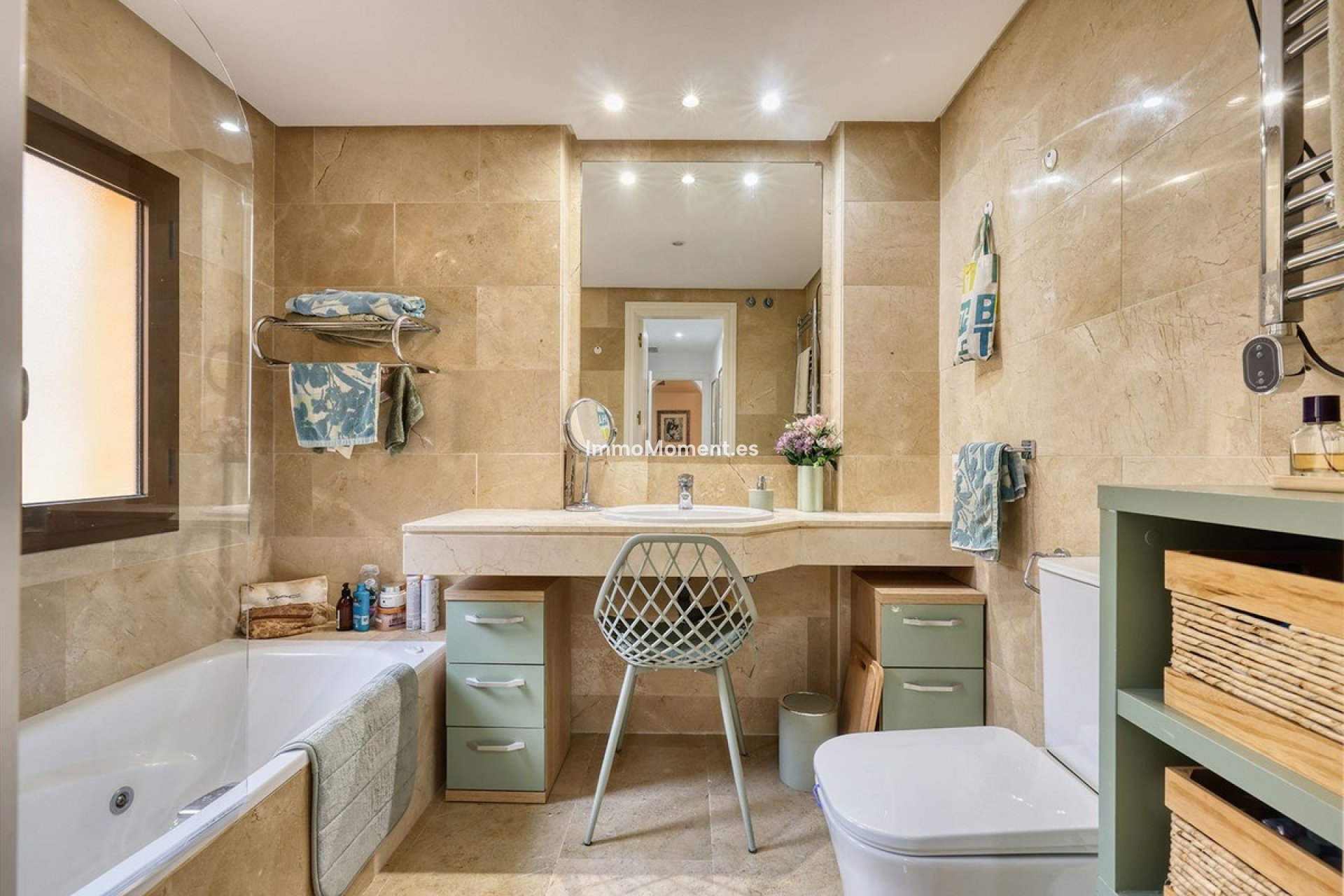 Resale - Apartment - Manilva - La Duquesa