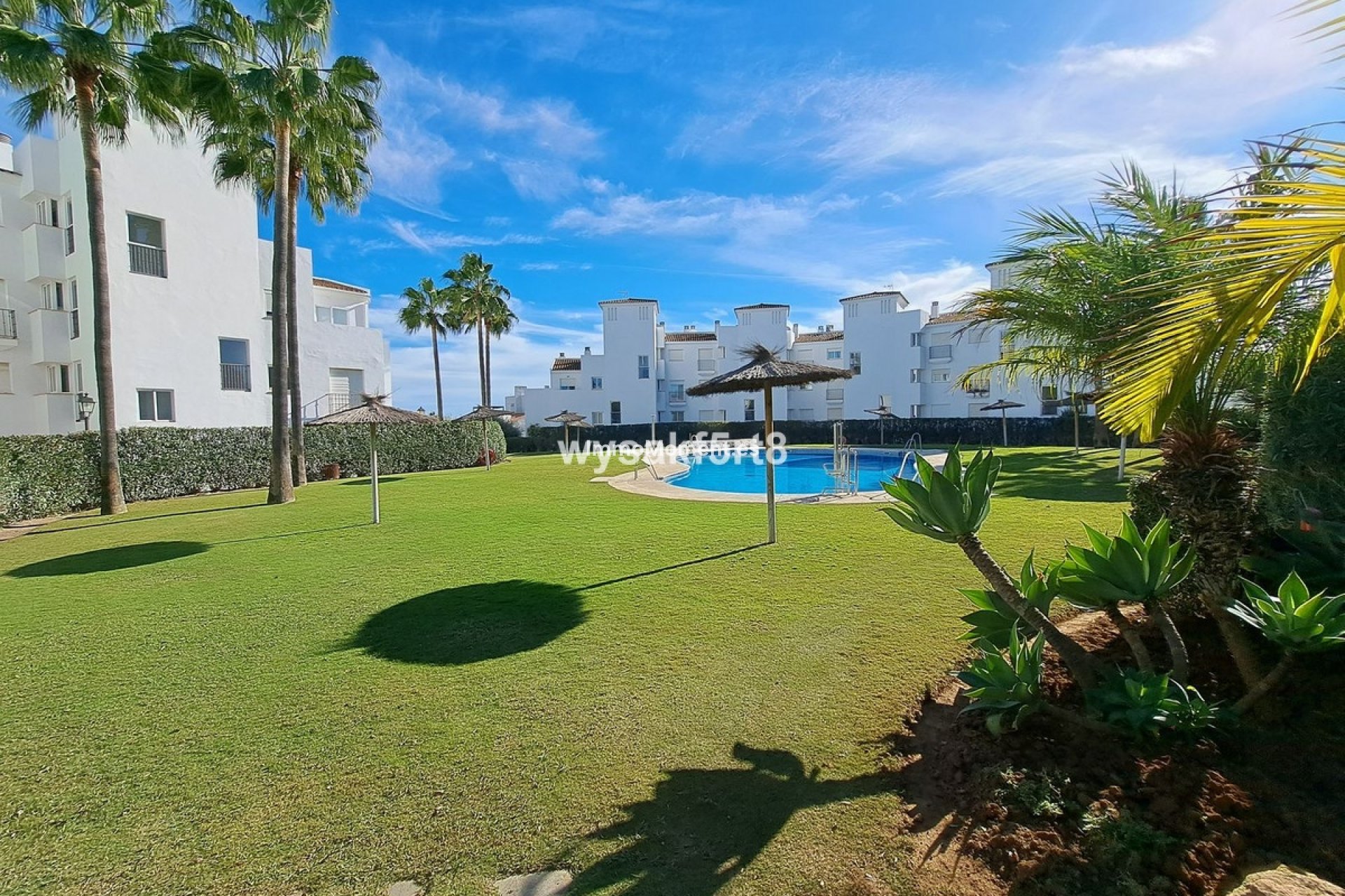 Resale - Apartment - Manilva - La Duquesa