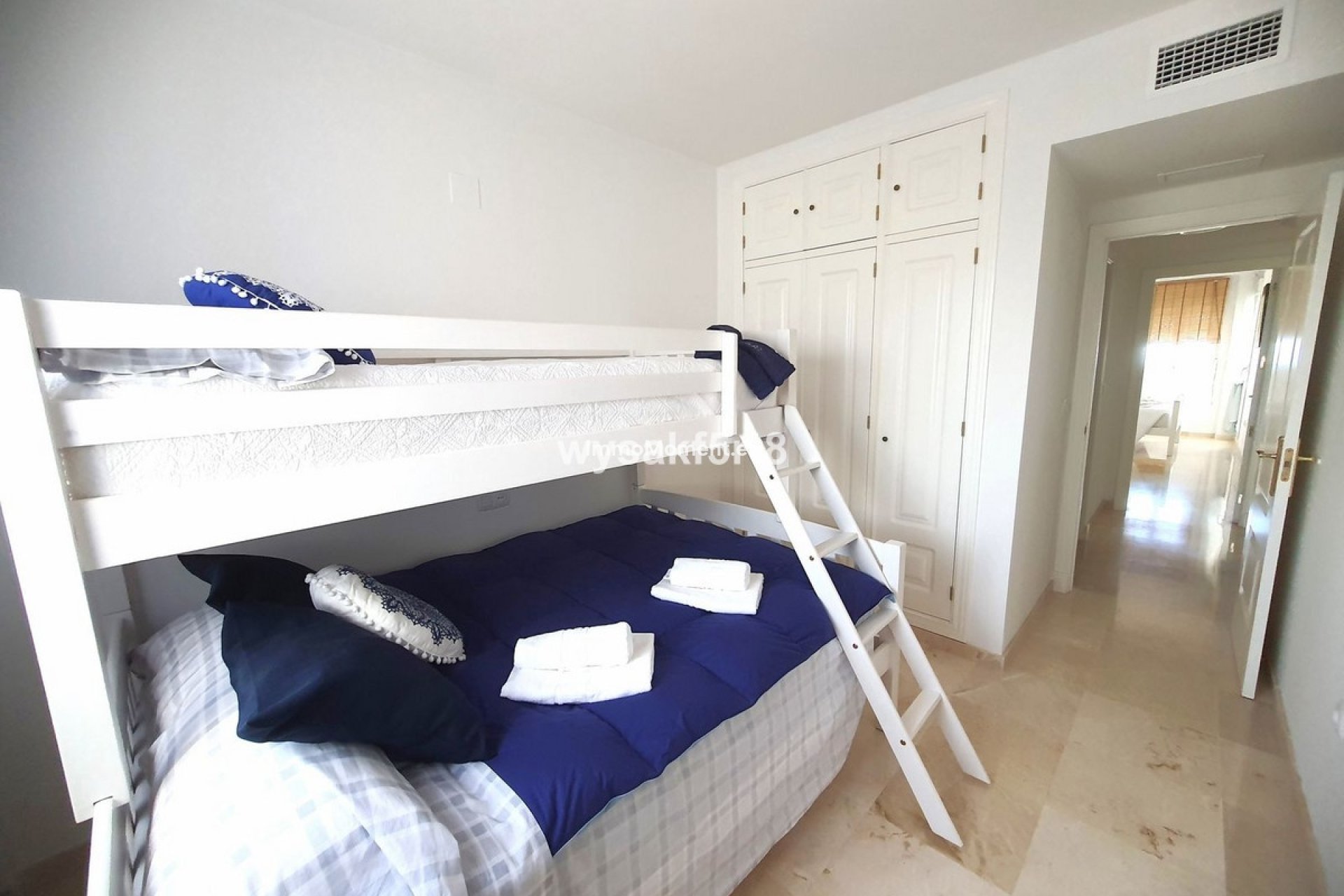 Resale - Apartment - Manilva - La Duquesa