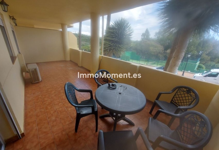 Resale - Apartment - Manilva - La Duquesa