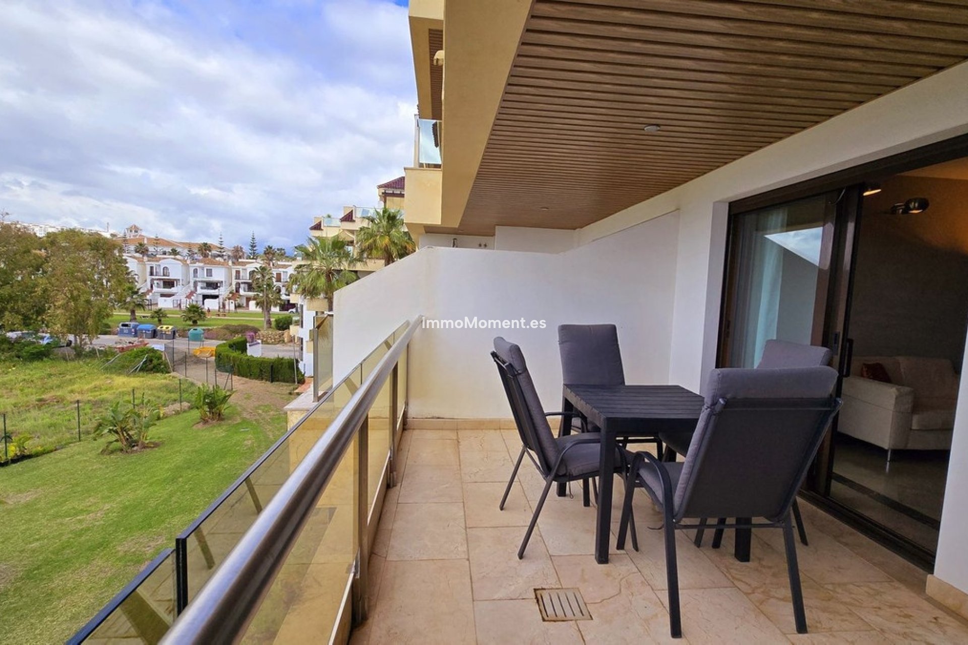 Resale - Apartment - Manilva - La Duquesa