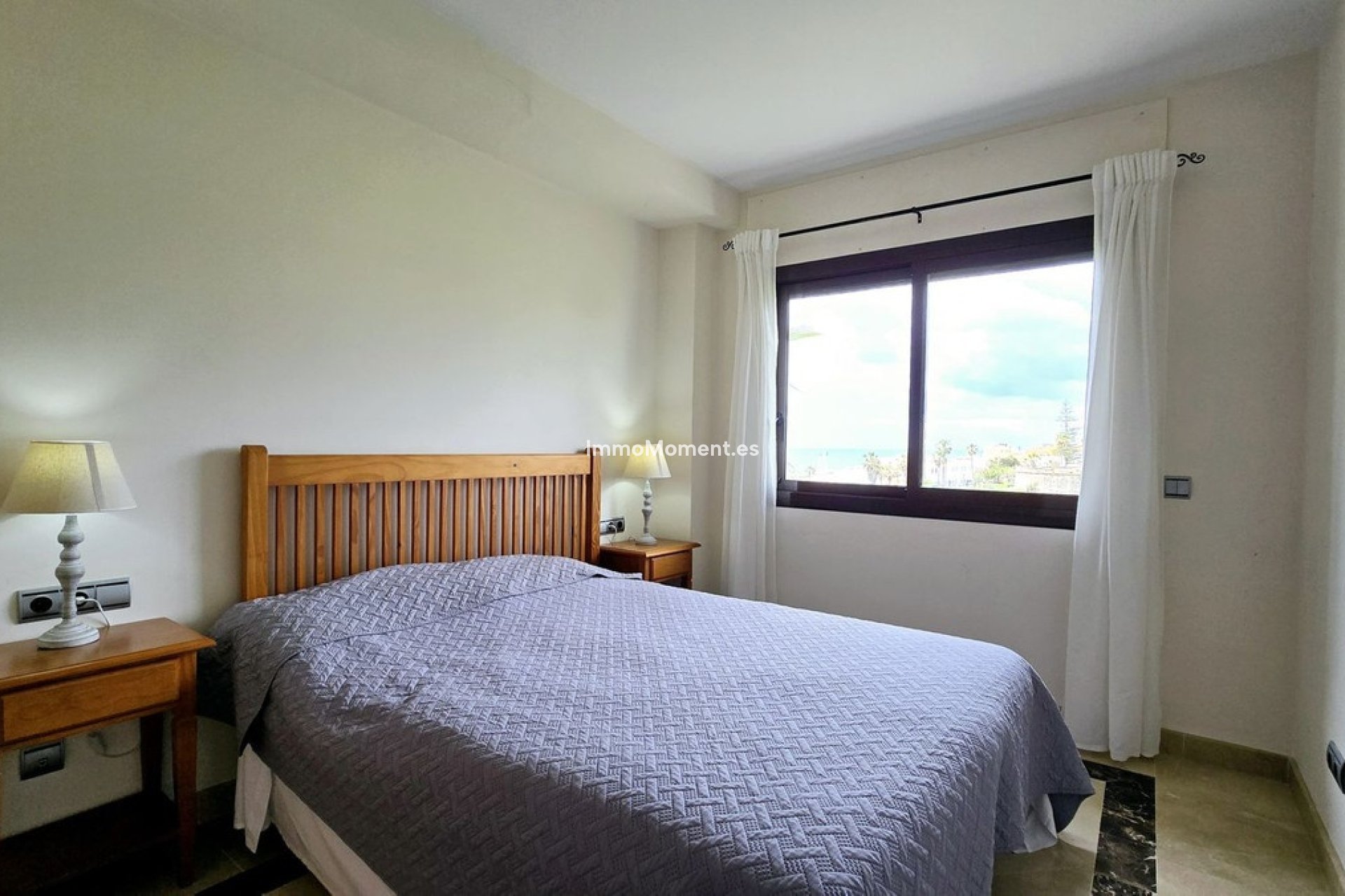 Resale - Apartment - Manilva - La Duquesa