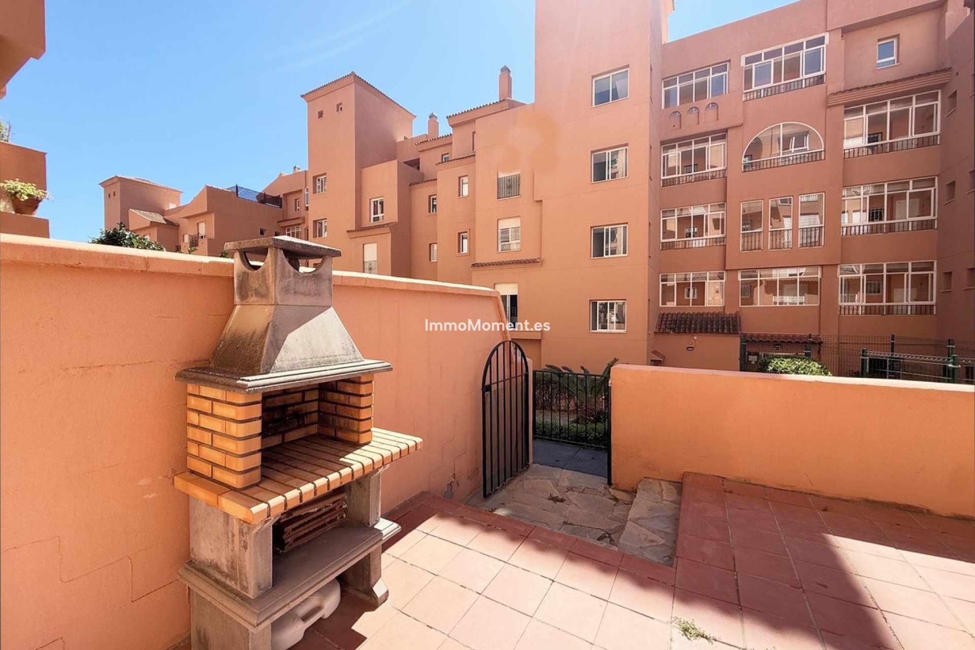 Resale - Apartment - Manilva - La Duquesa