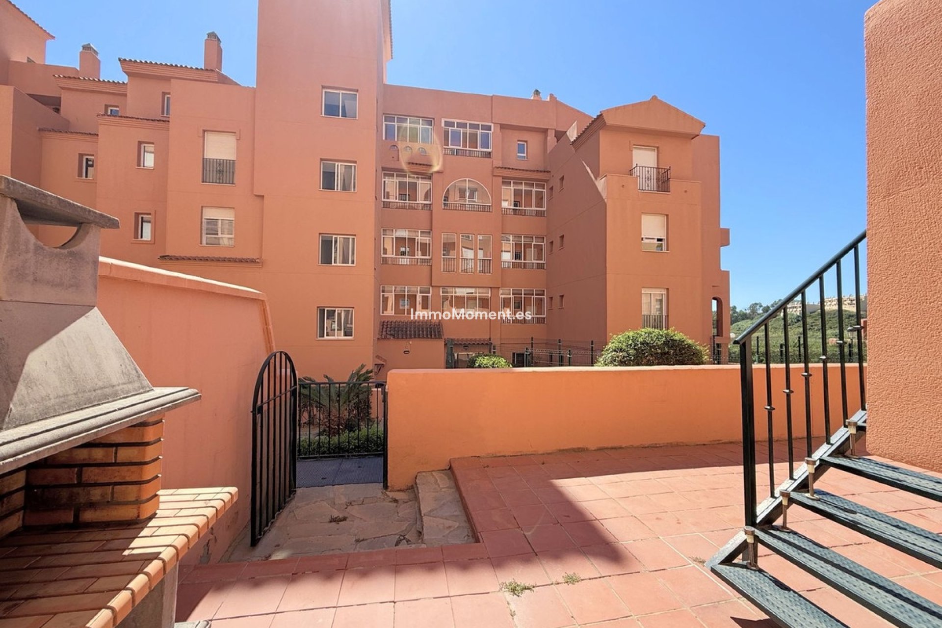 Resale - Apartment - Manilva - La Duquesa