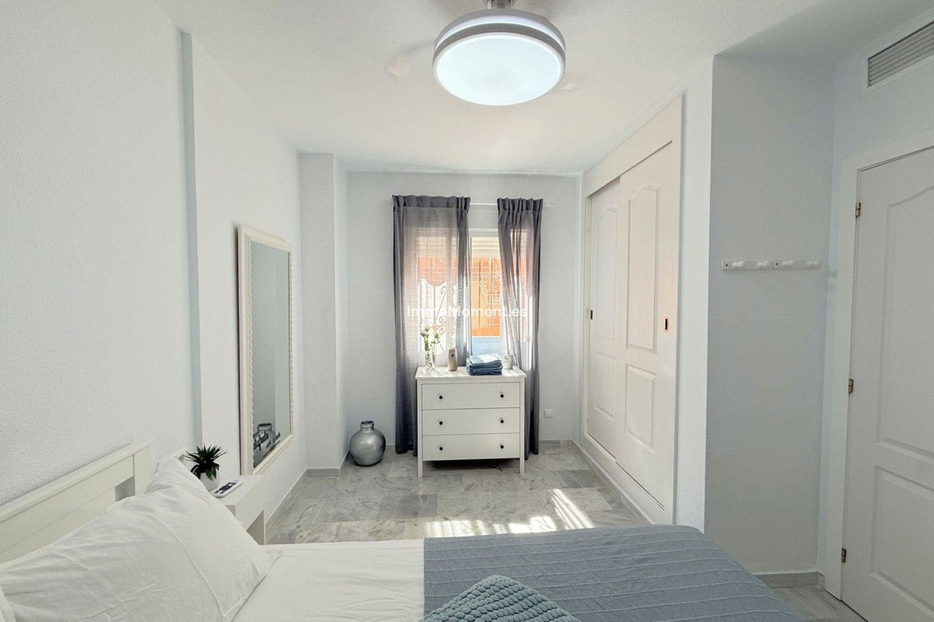 Resale - Apartment - Manilva - La Duquesa