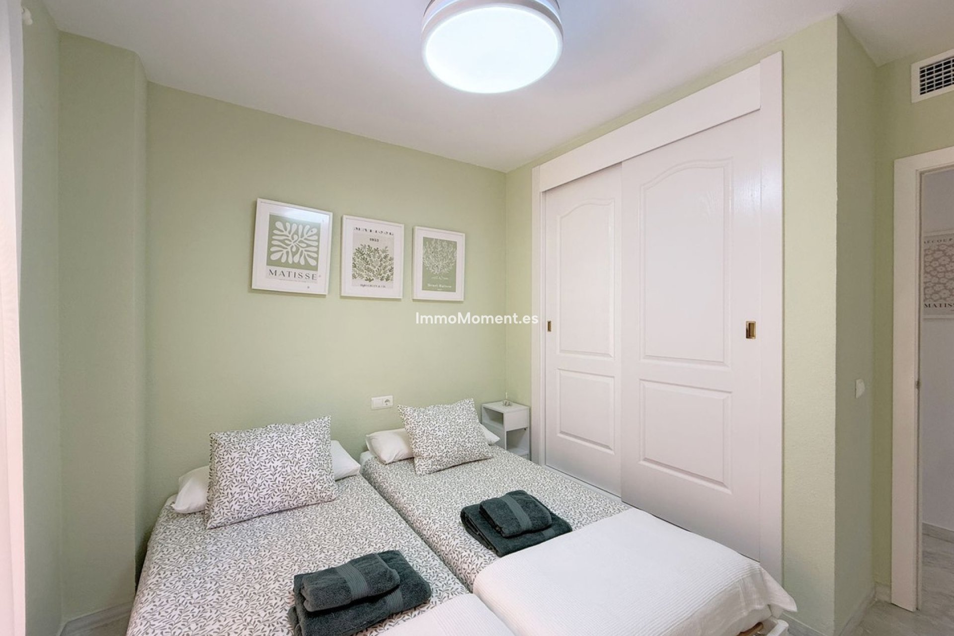 Resale - Apartment - Manilva - La Duquesa