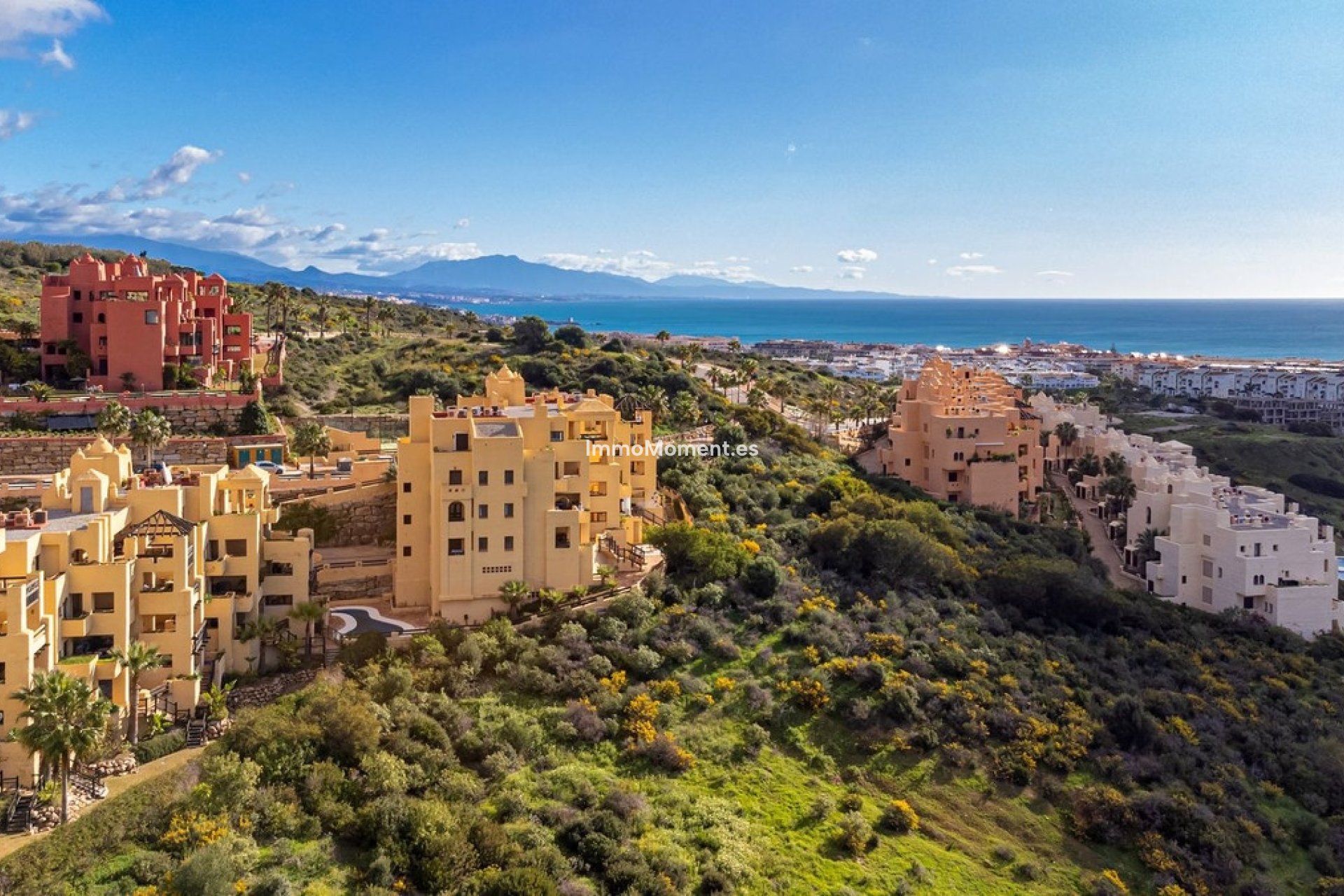 Resale - Apartment - Manilva - La Duquesa