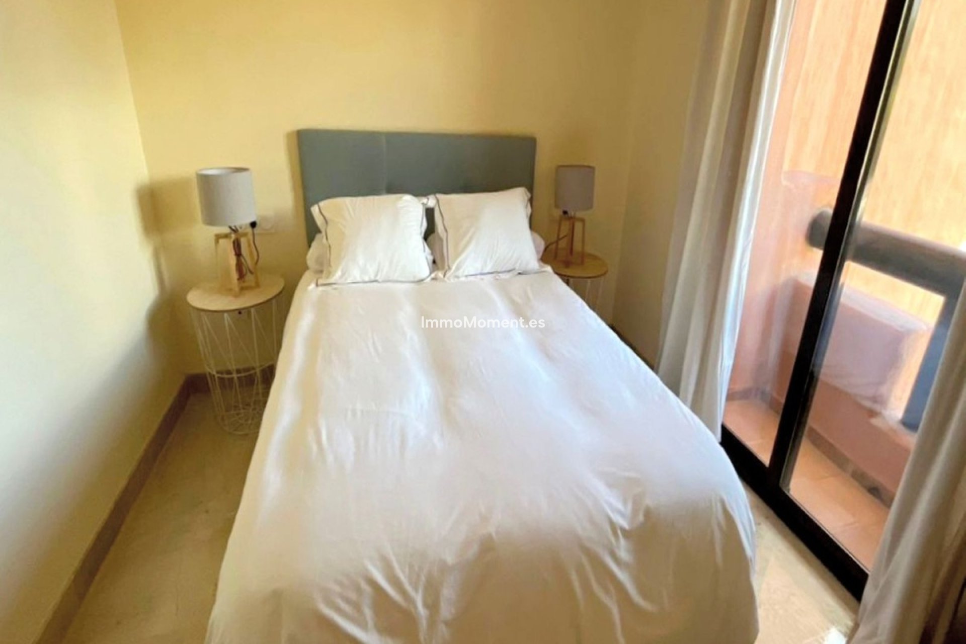 Resale - Apartment - Manilva - La Duquesa