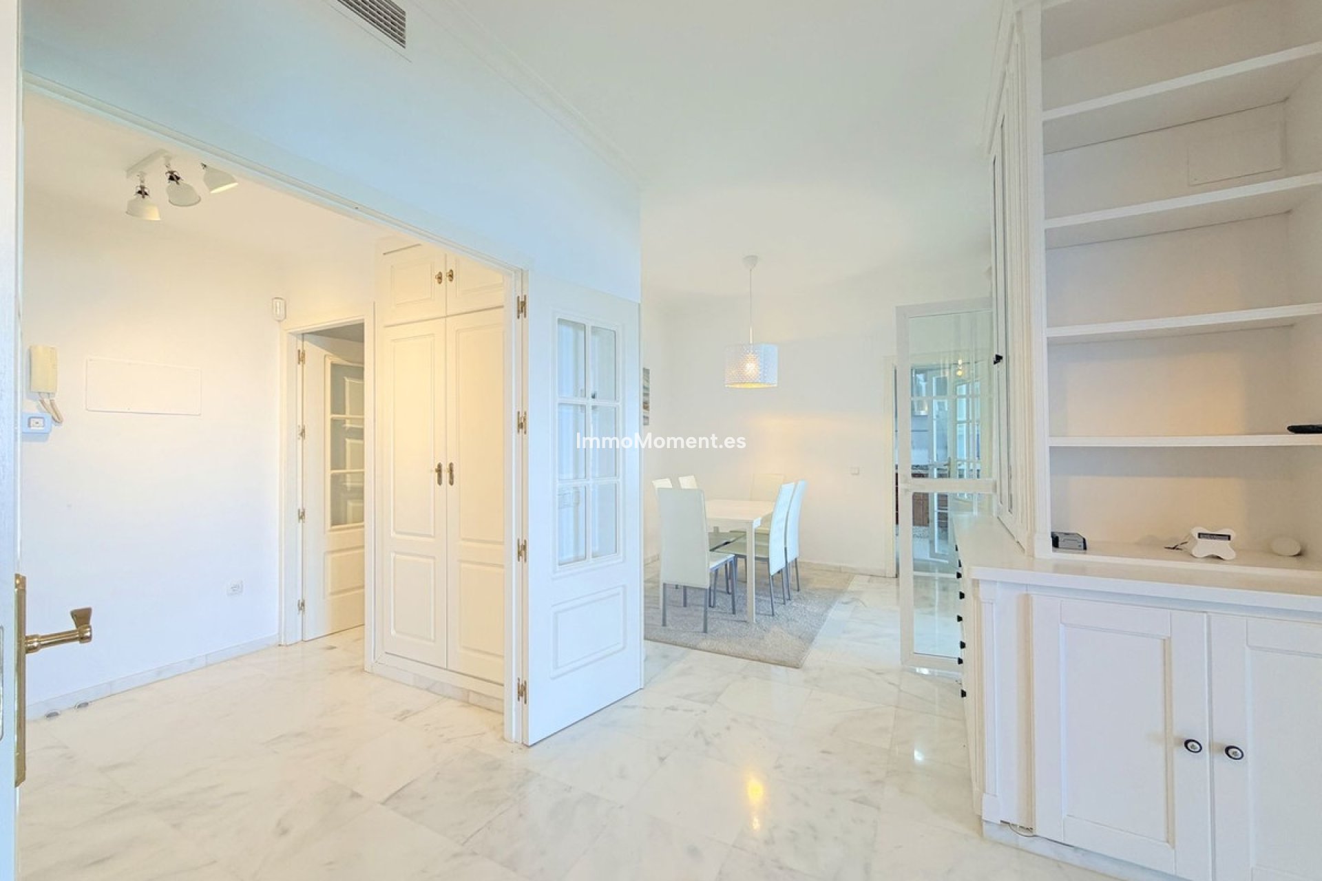 Resale - Apartment - Manilva - La Duquesa