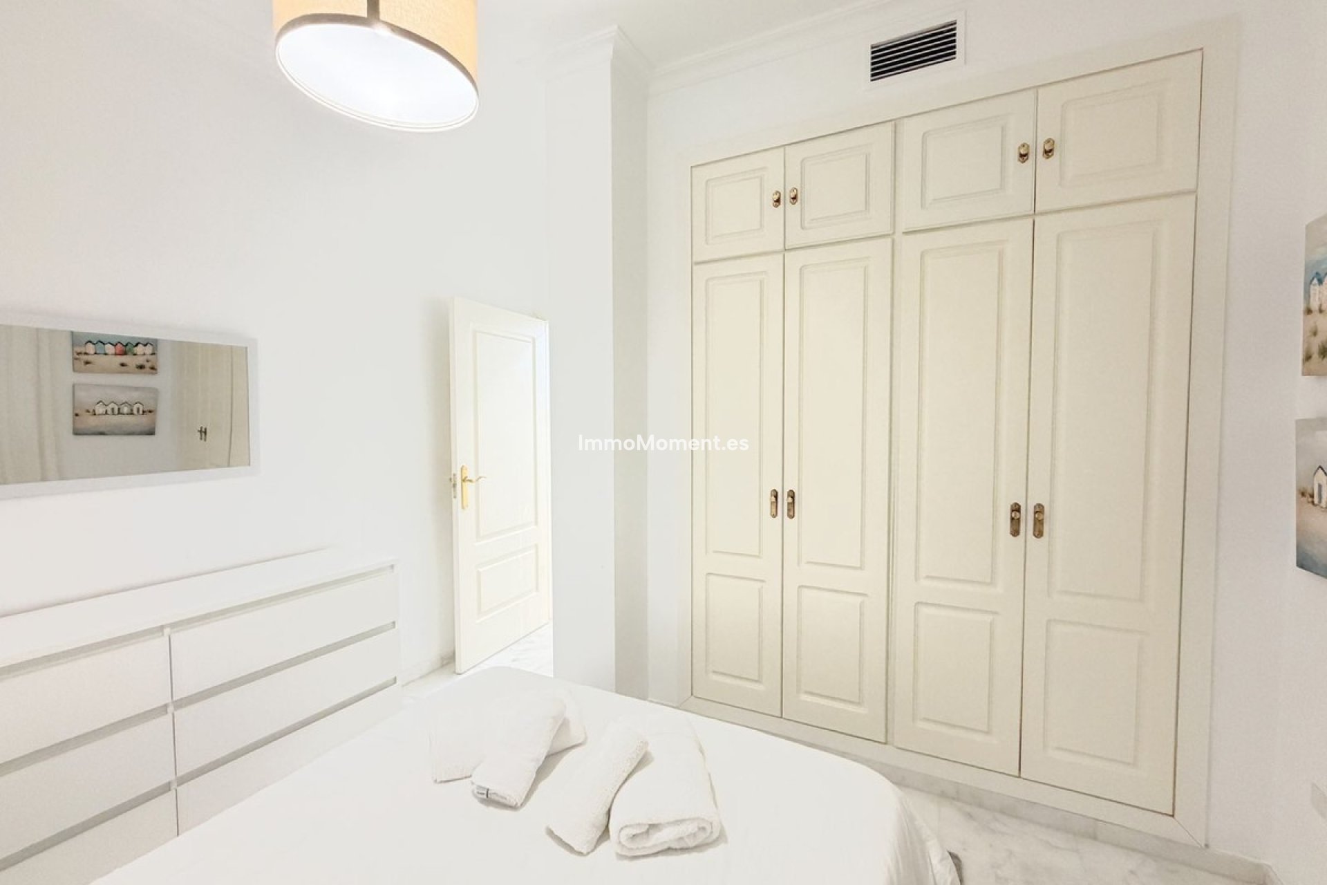 Resale - Apartment - Manilva - La Duquesa