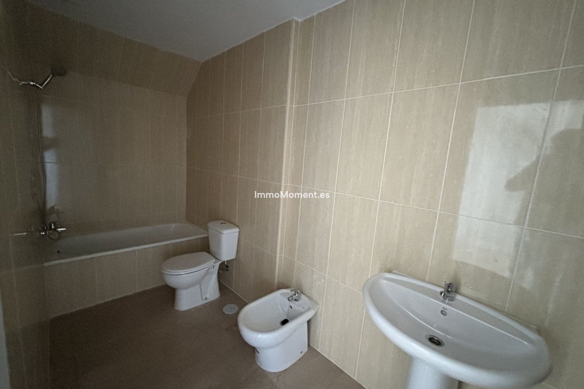 Resale - Apartment - Manilva - La Duquesa