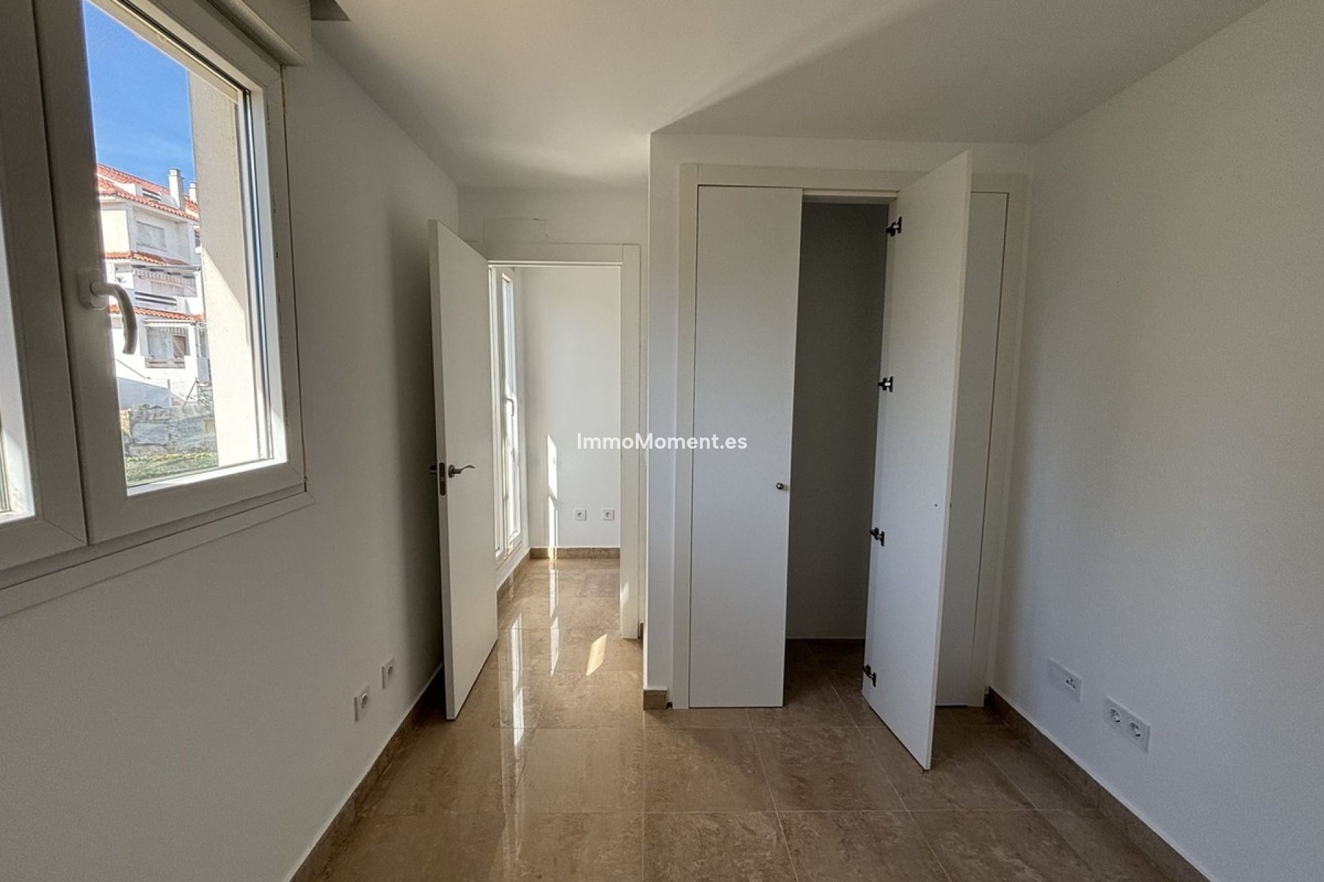 Resale - Apartment - Manilva - La Duquesa