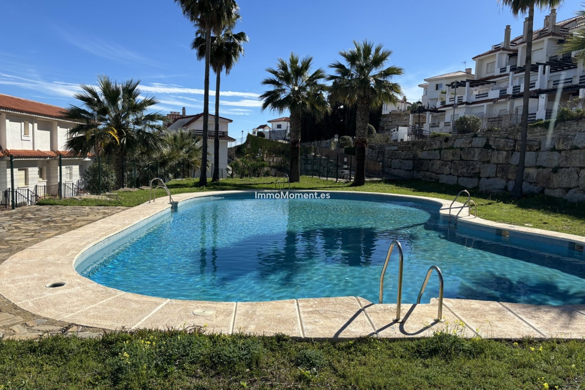 Resale - Apartment - Manilva - La Duquesa