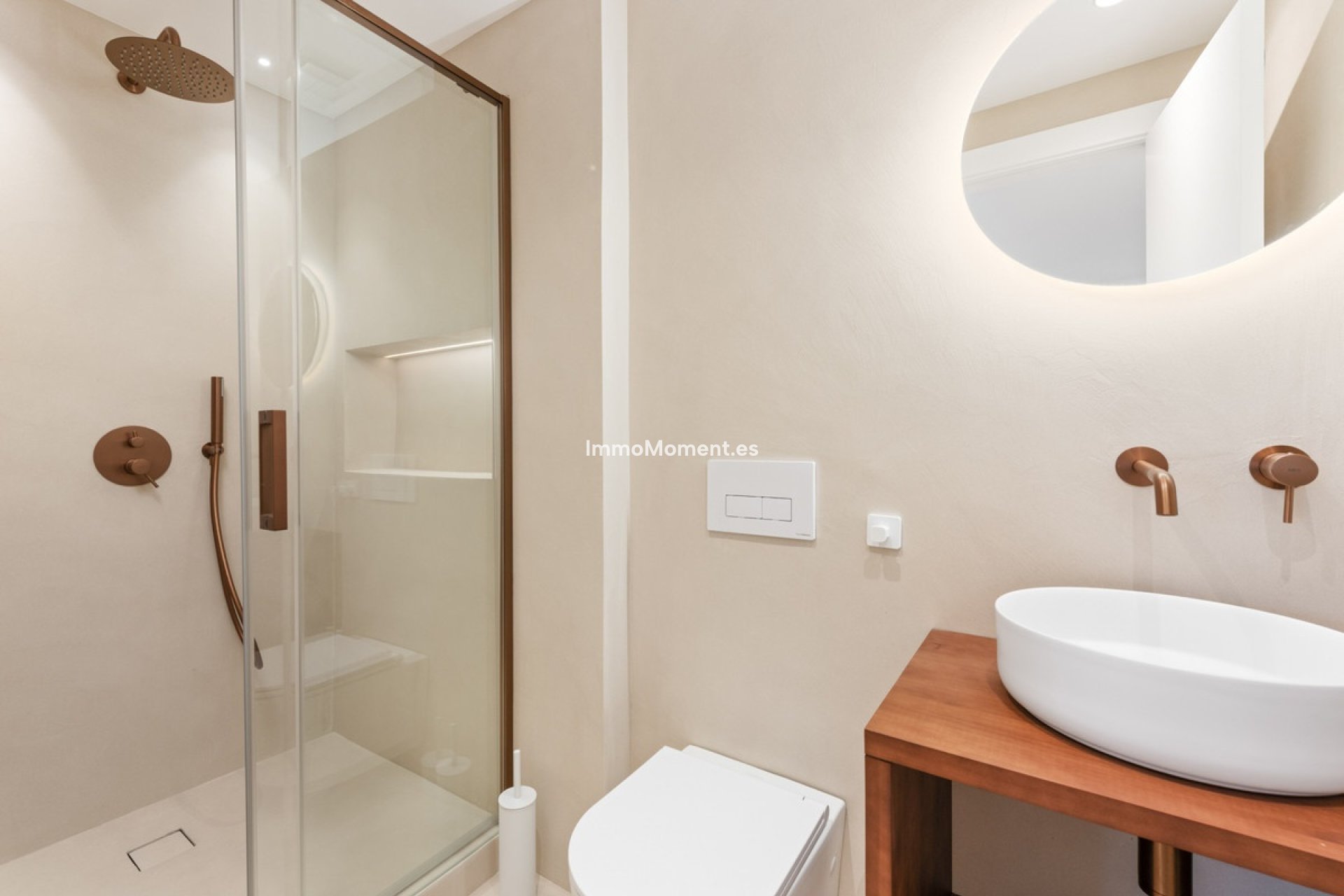 Resale - Apartment - Manilva - La Duquesa