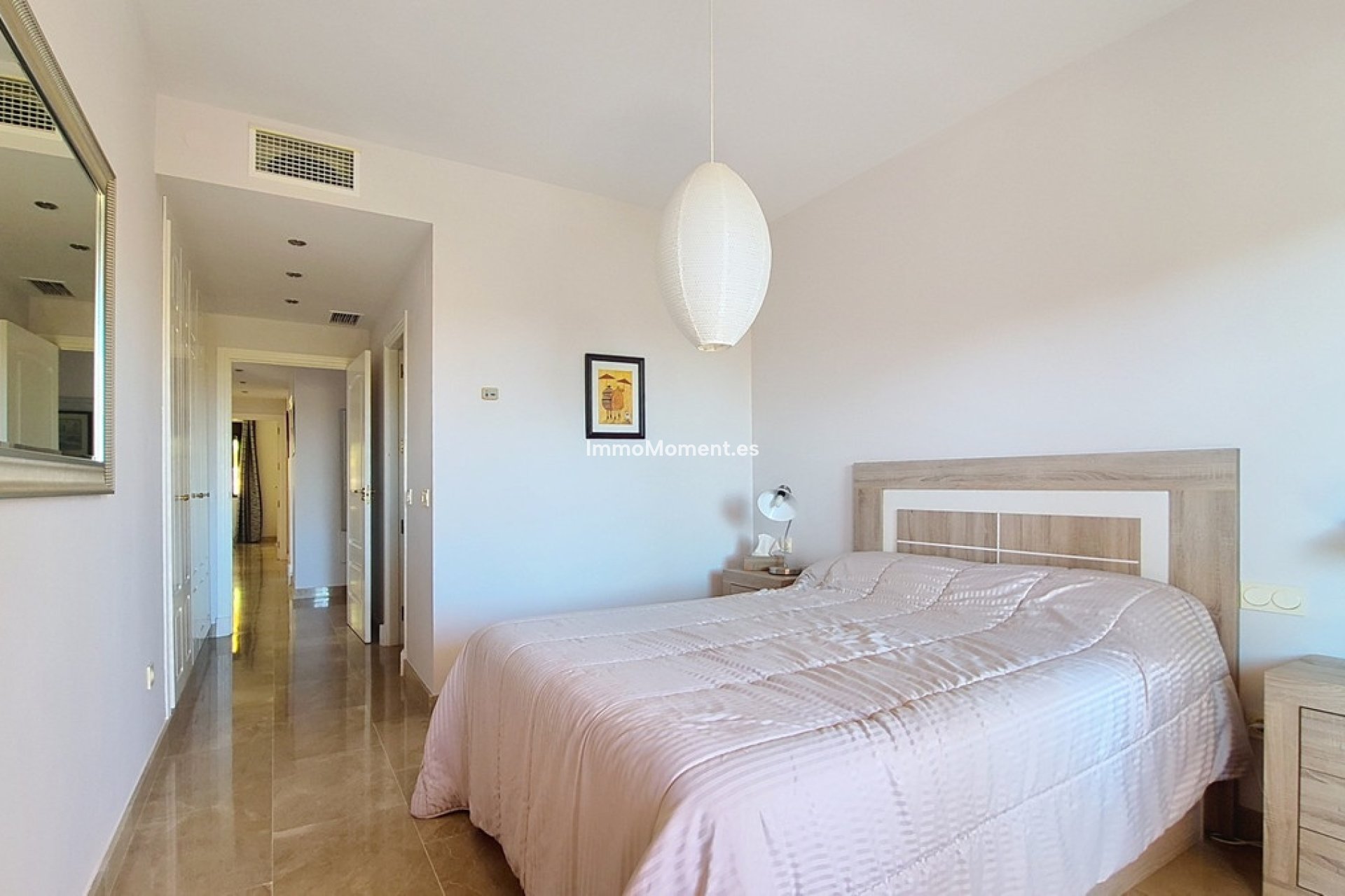 Resale - Apartment - Manilva - La Duquesa