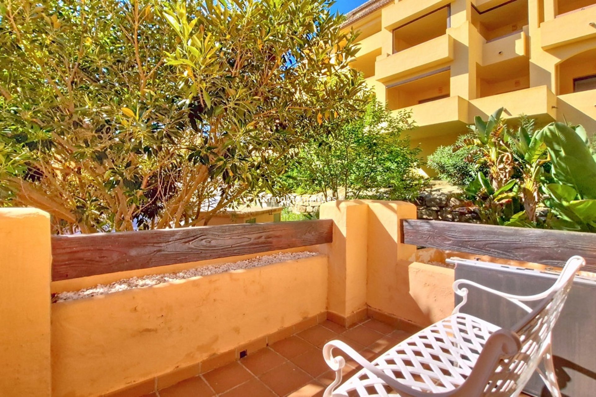 Resale - Apartment - Manilva - La Duquesa